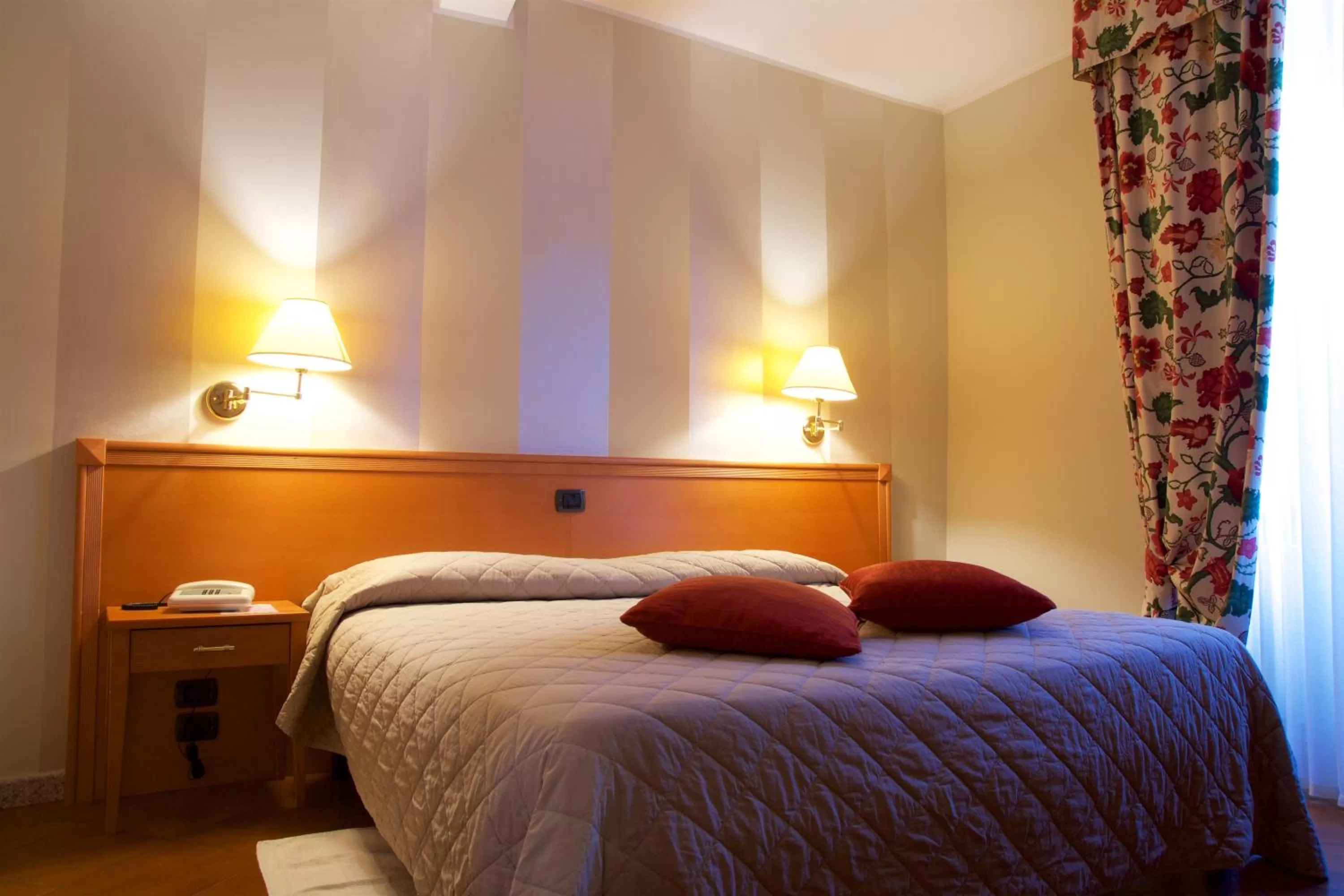 Bed in Hotel La Luna