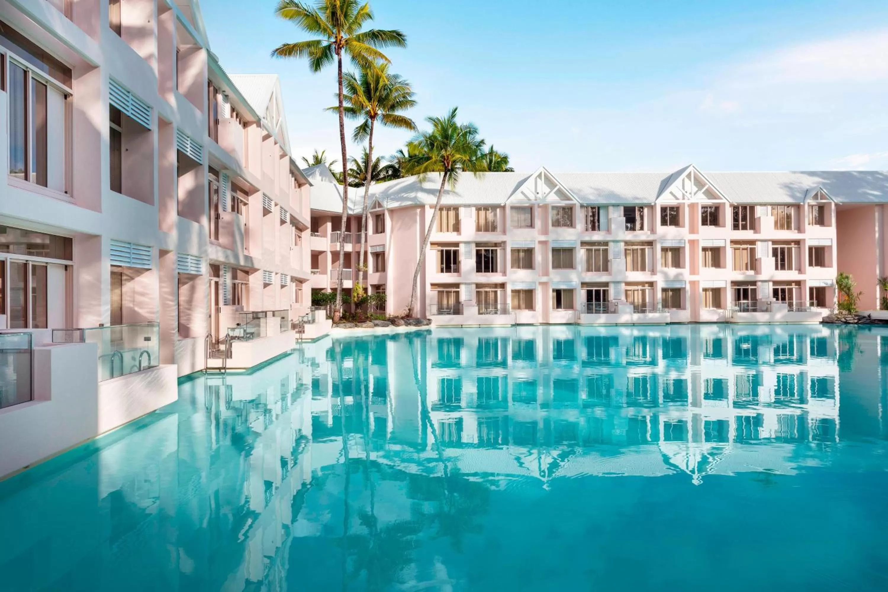 Photo of the whole room in Sheraton Grand Mirage Resort, Port Douglas
