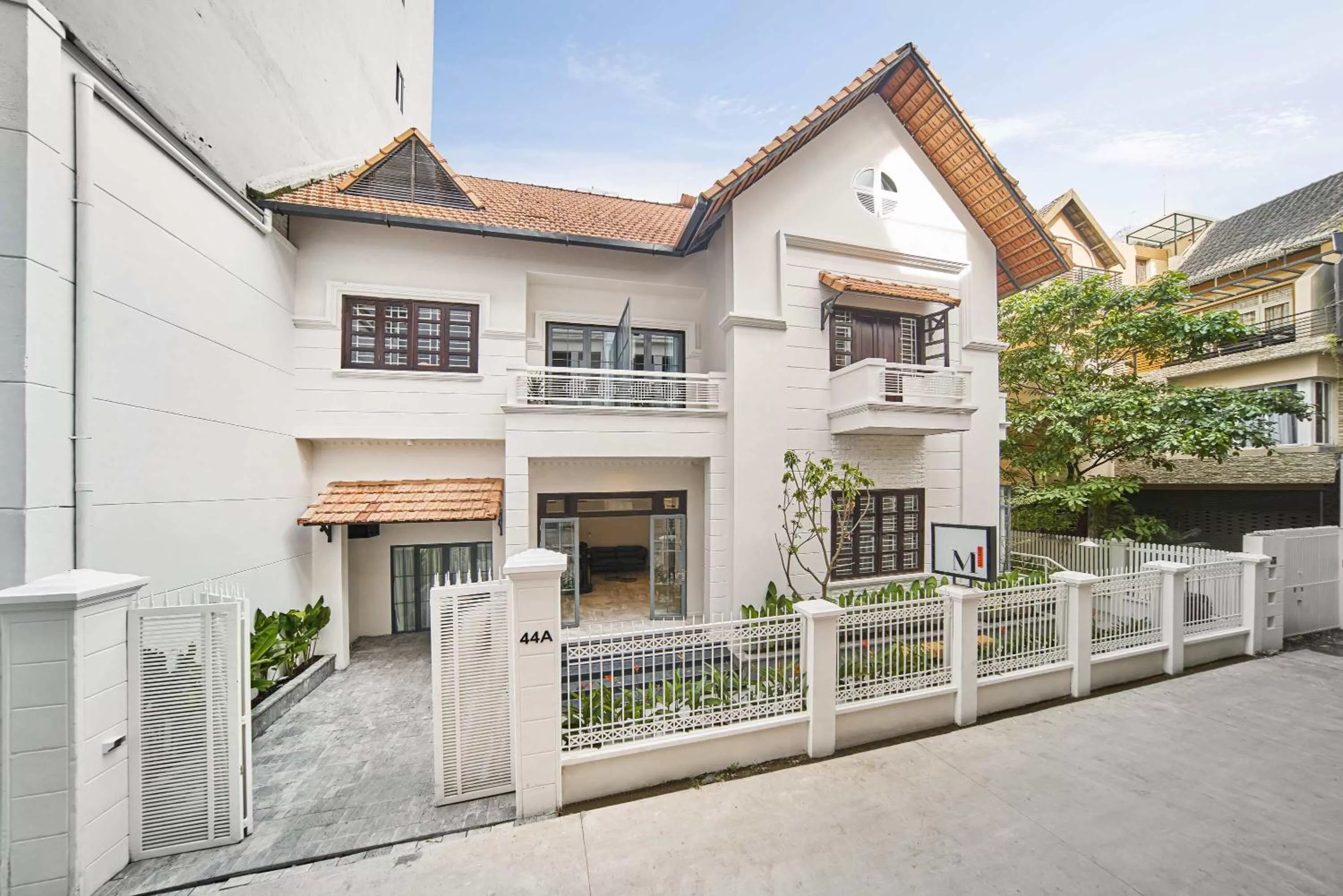 Property building in M Village Living Cửu Long