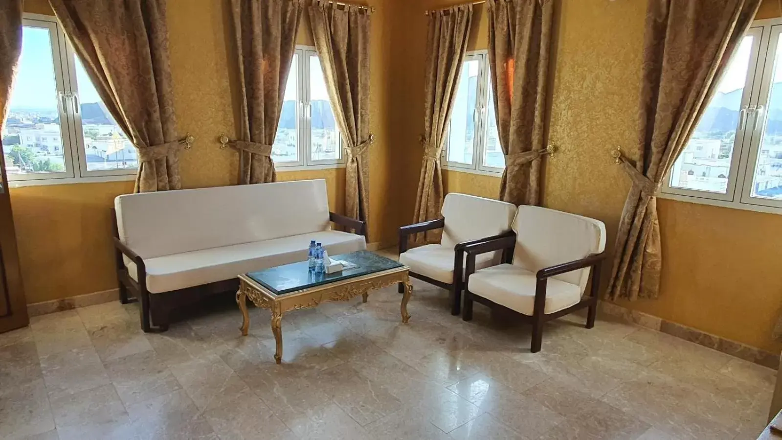 Suite in Jibreen Hotel Suite in Jibreen Hotel