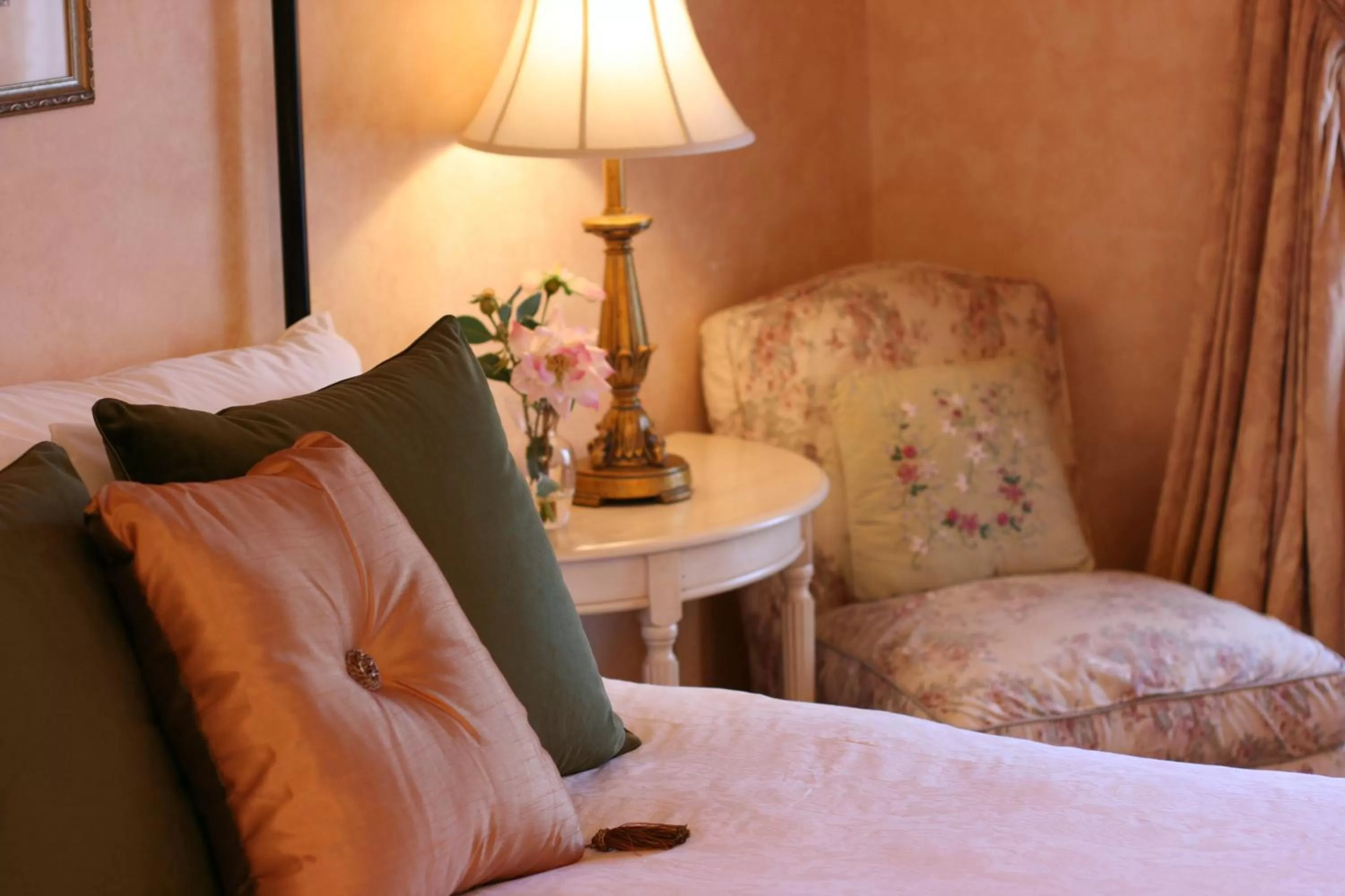 Decorative detail, Bed in Captain Farris House