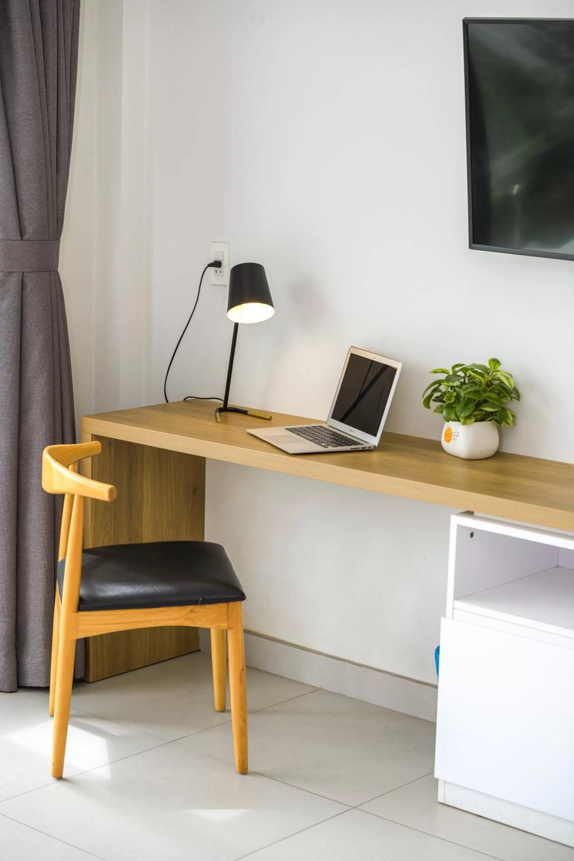 Living room, TV/Entertainment Center in The Green House - Serviced Apartment