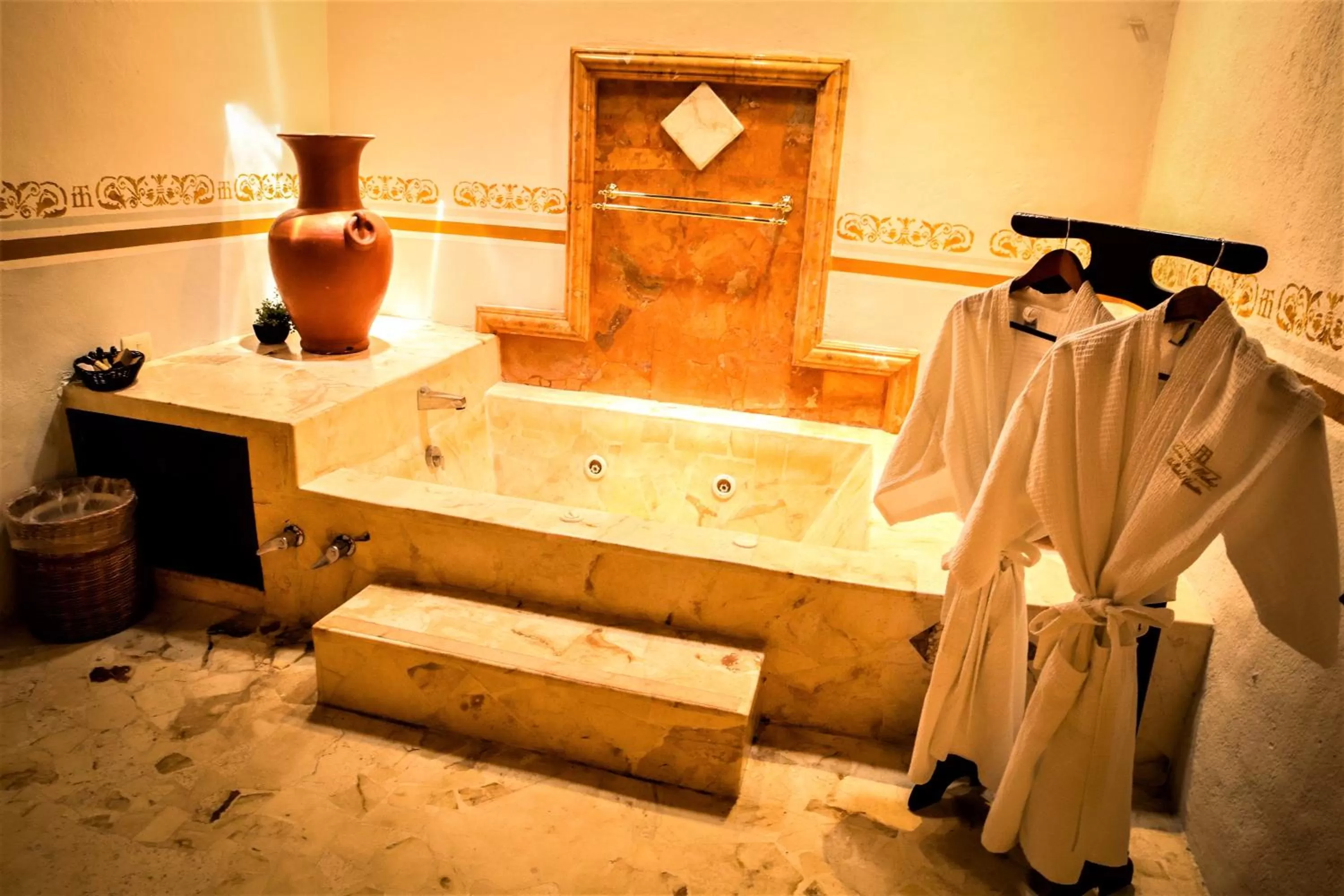 Hot Tub in Casa Tia Micha