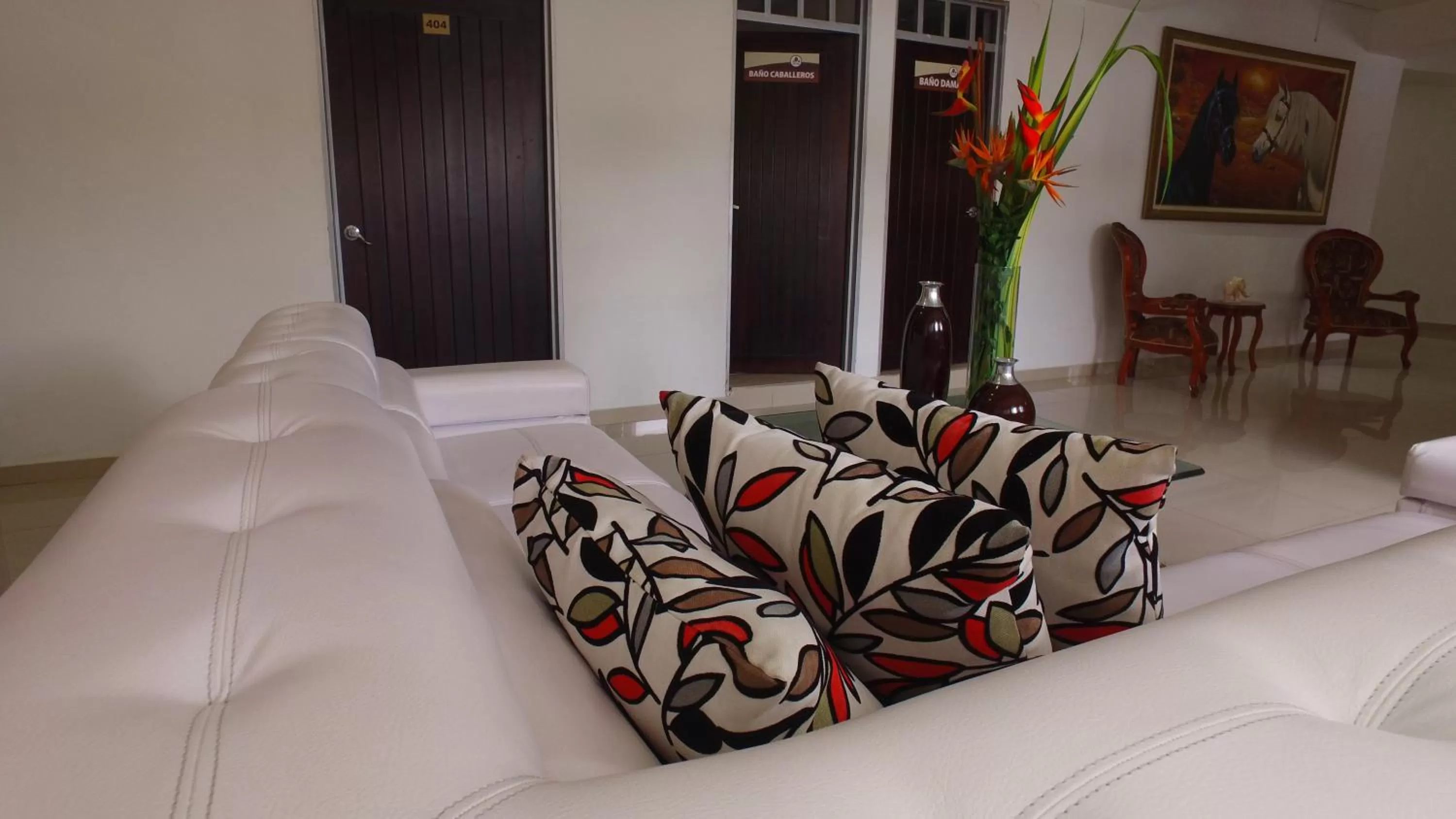 Decorative detail in Hotel Cafe Plaza