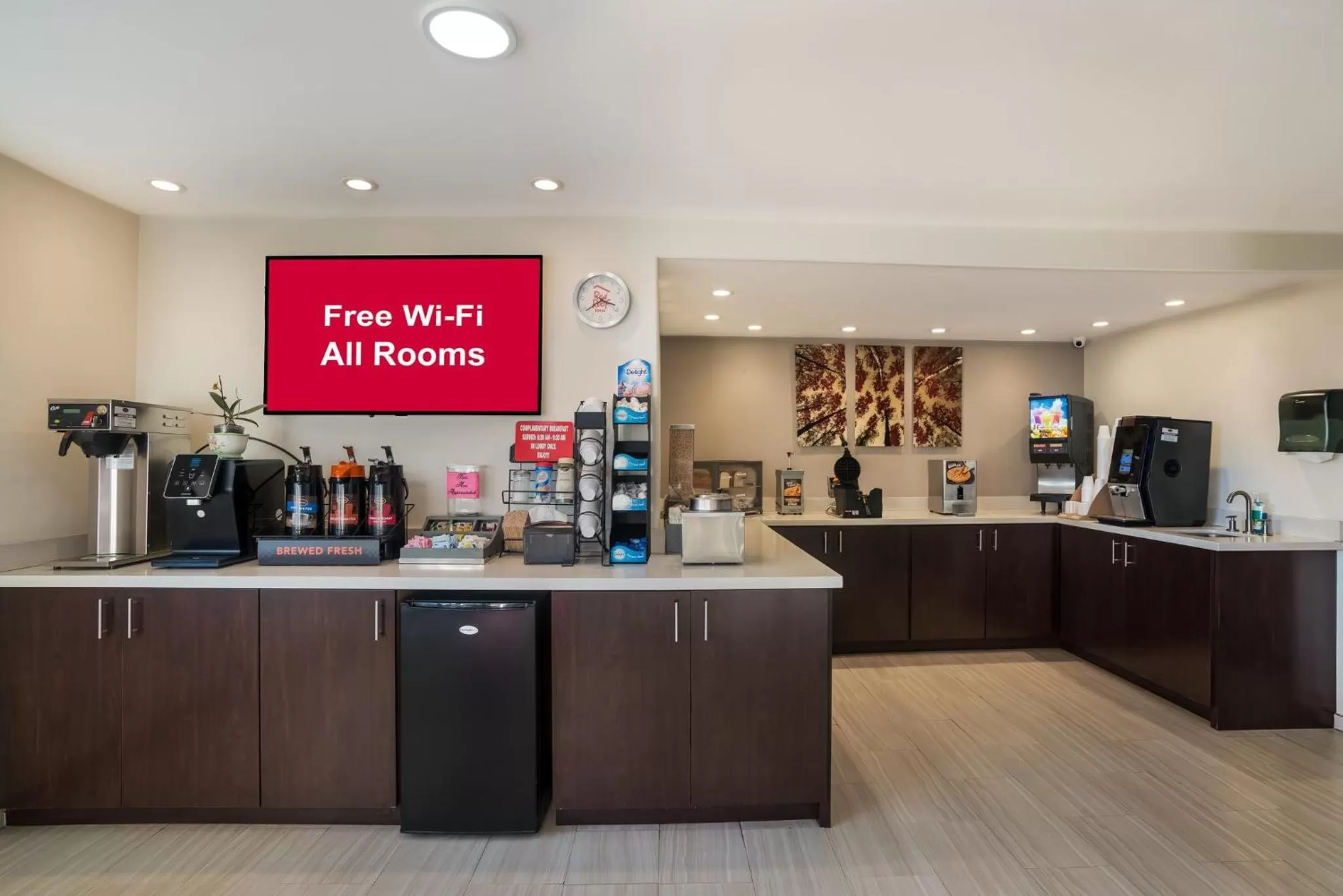 Breakfast in Red Roof Inn Stockton