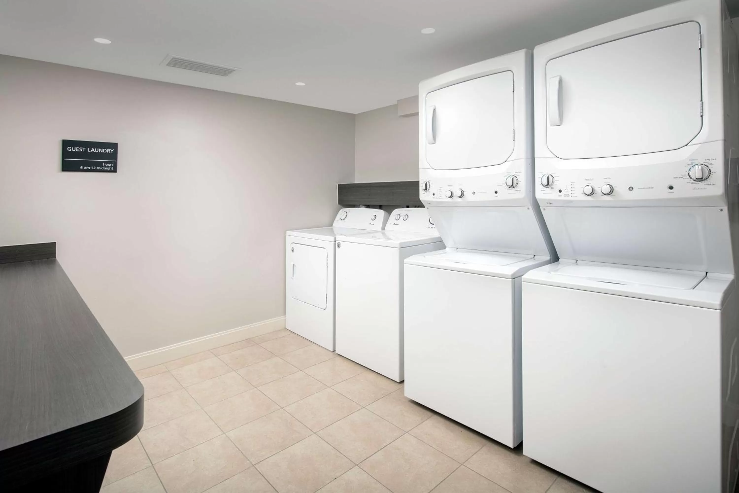 Property building in Hampton Inn Marathon - Florida Keys