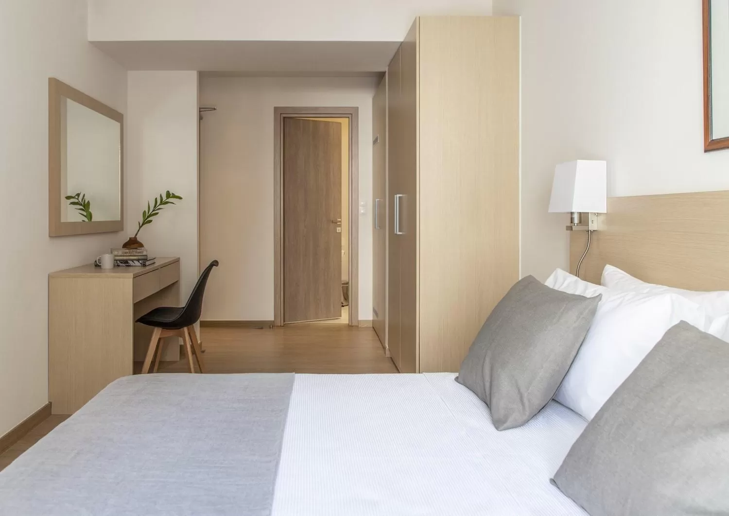 Photo of the whole room, Bed in Gallery Suites & Residences Piraeus