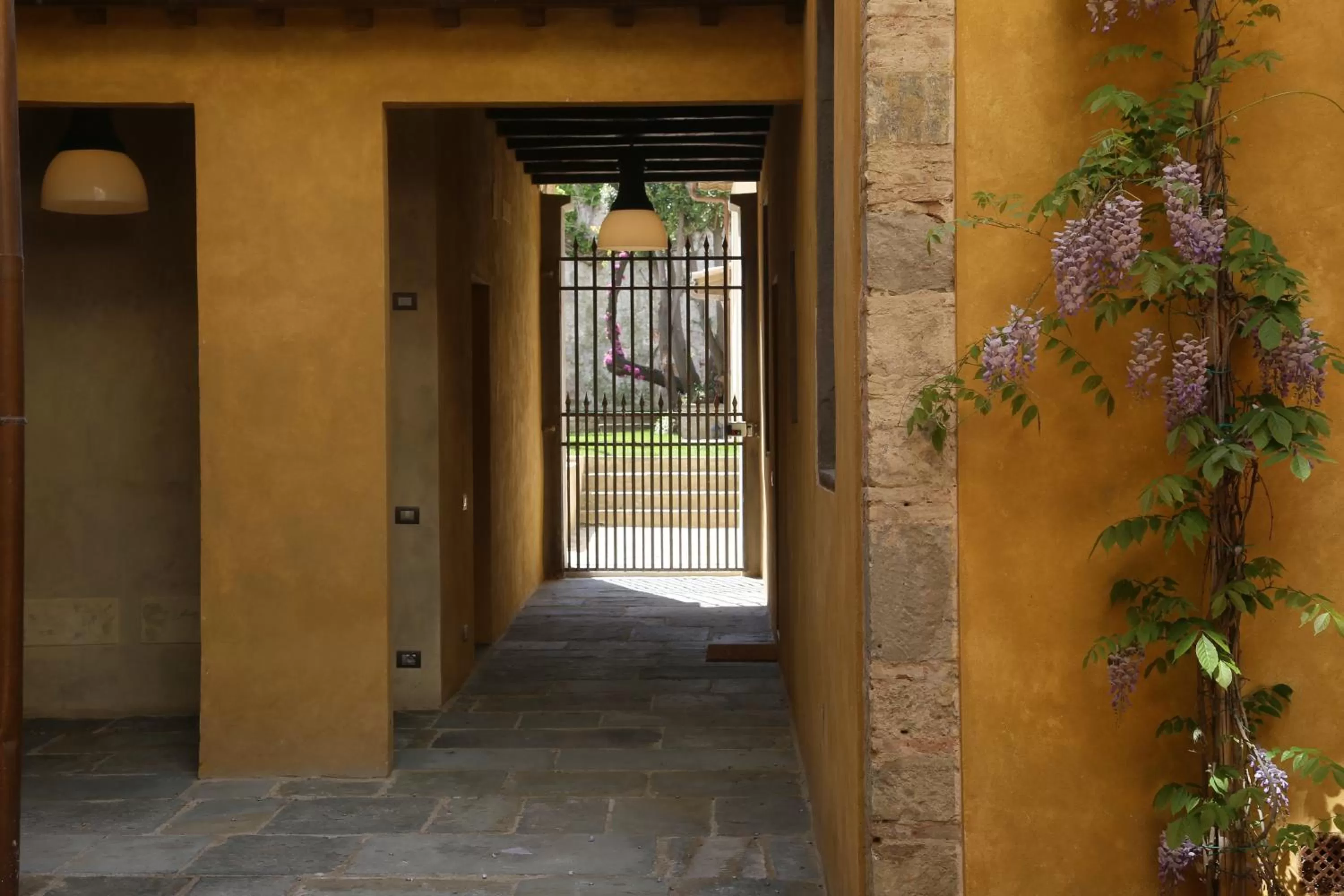 Garden in Numa Florence Palazzo San Niccolò