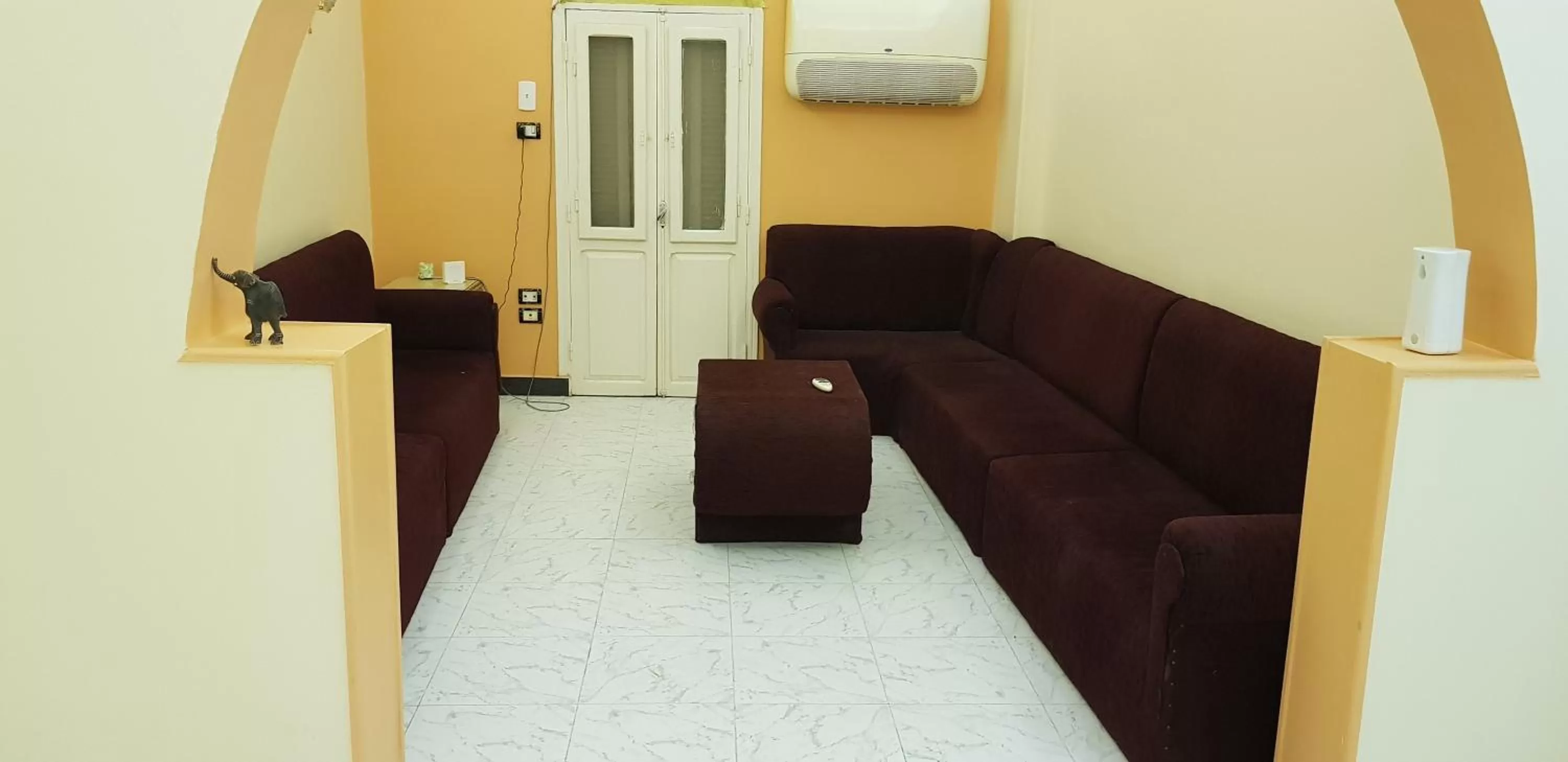 Living room, Seating Area in Taharka Nubian House