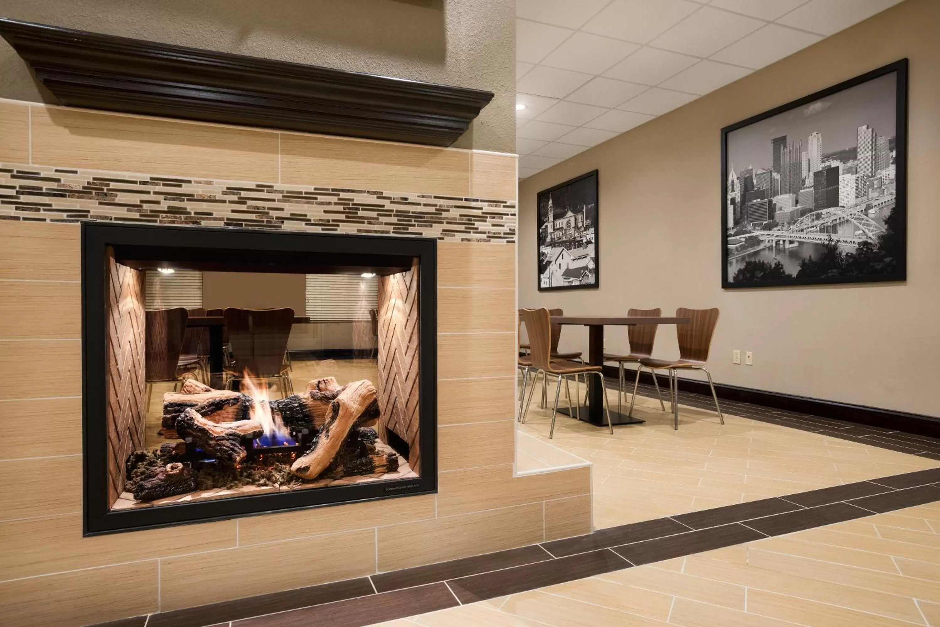 Lobby or reception in Super 8 by Wyndham Hershey Chocolate Avenue