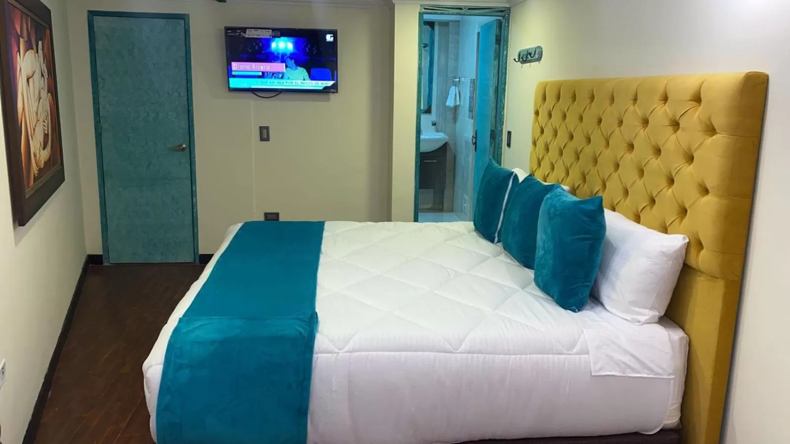 Bed in Hotel Casa Antigua