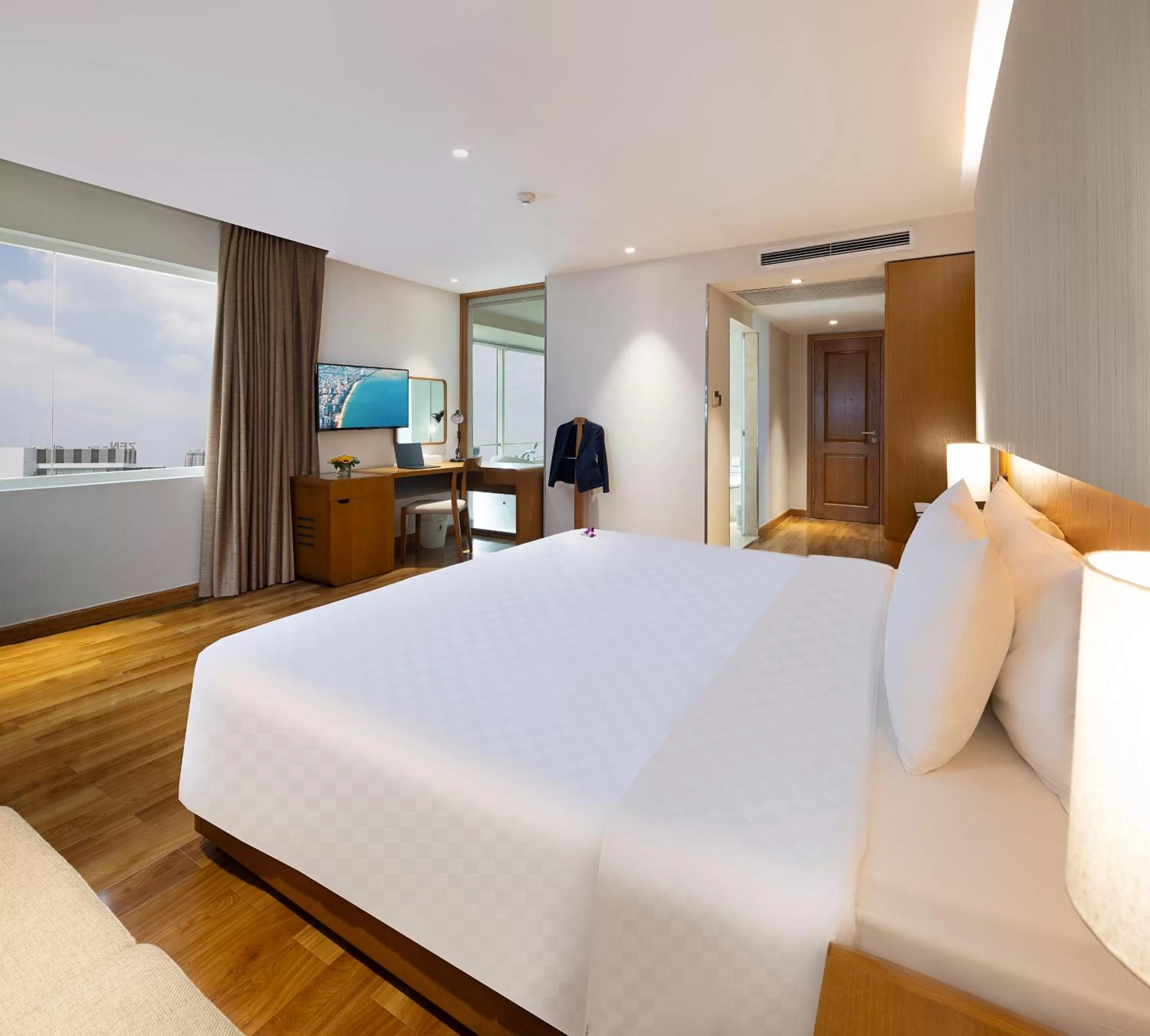 Communal lounge/ TV room, Bed in Harmony Saigon Hotel & Spa