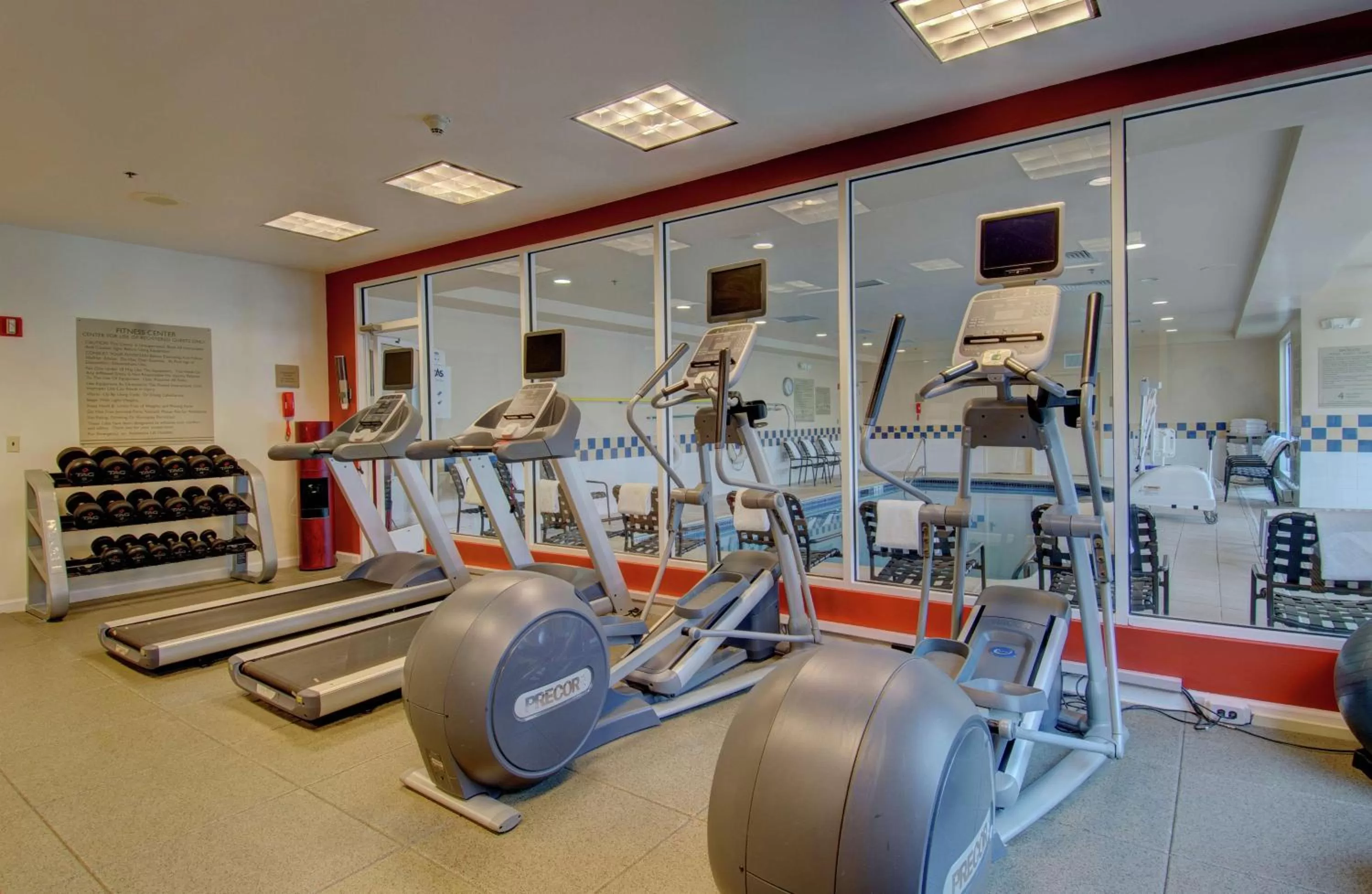 Fitness centre/facilities in Hilton Garden Inn Norwalk