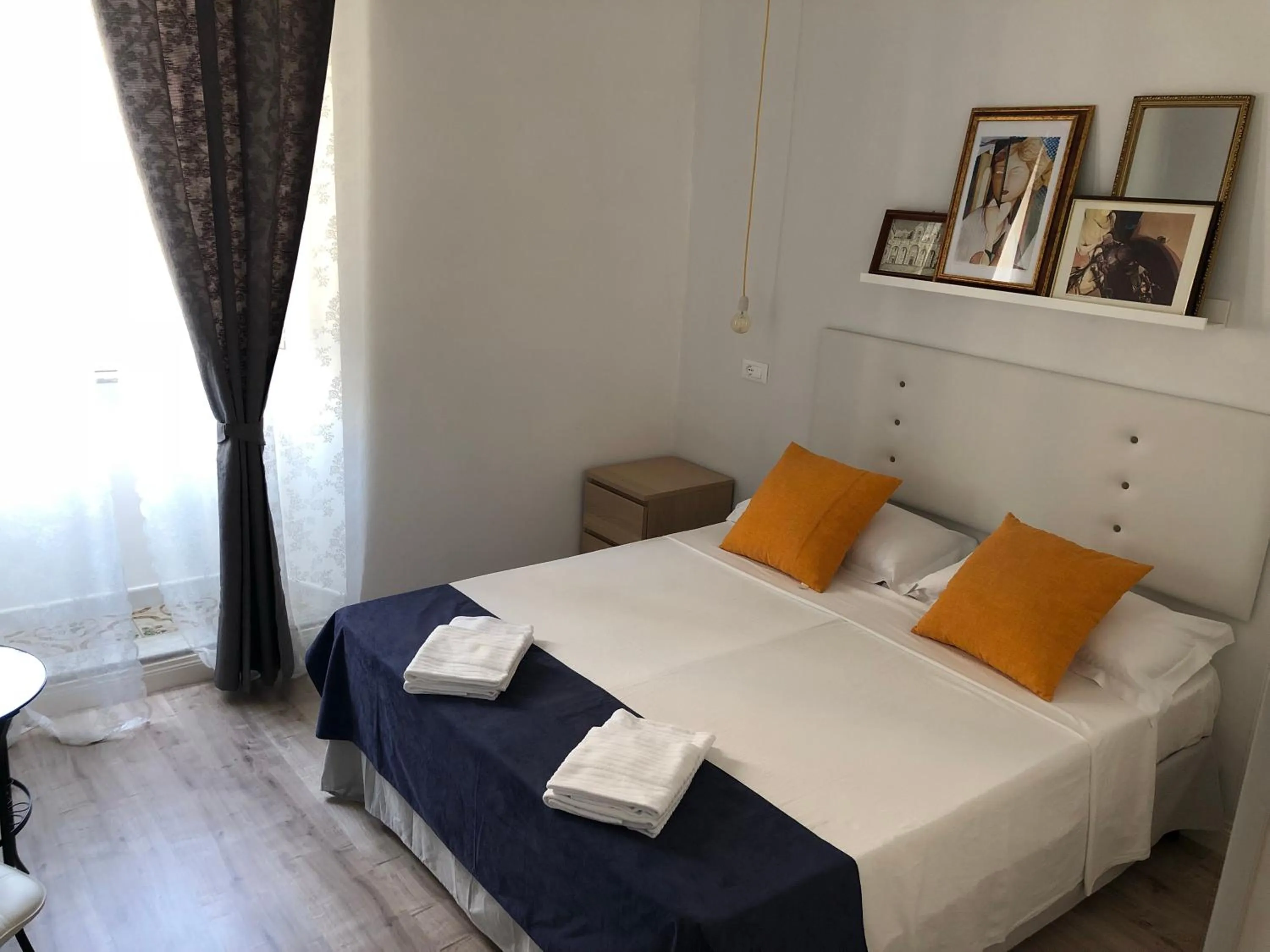 Photo of the whole room, Bed in Hotel Cathrine