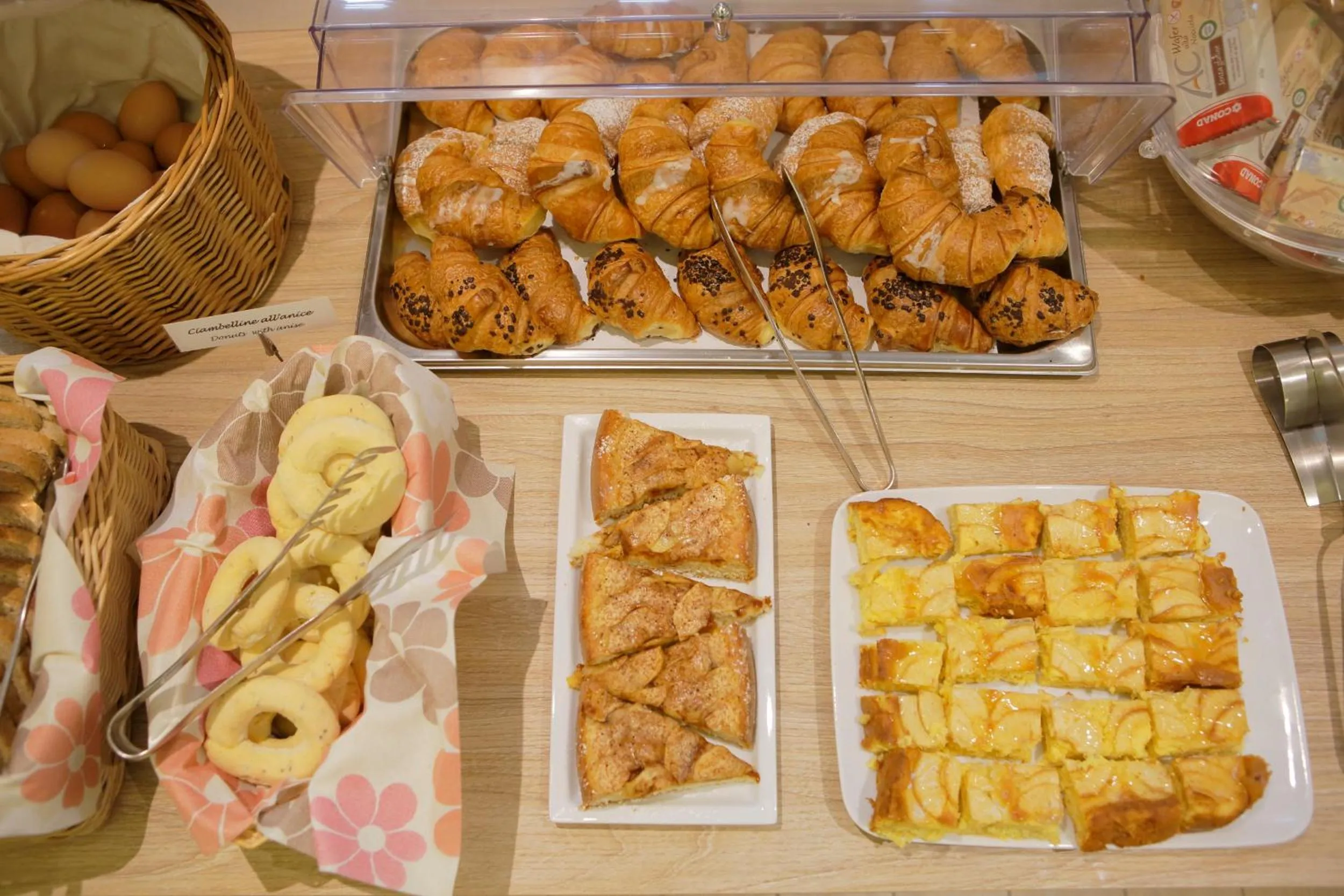 Food and drinks in Hotel Porta Nuova