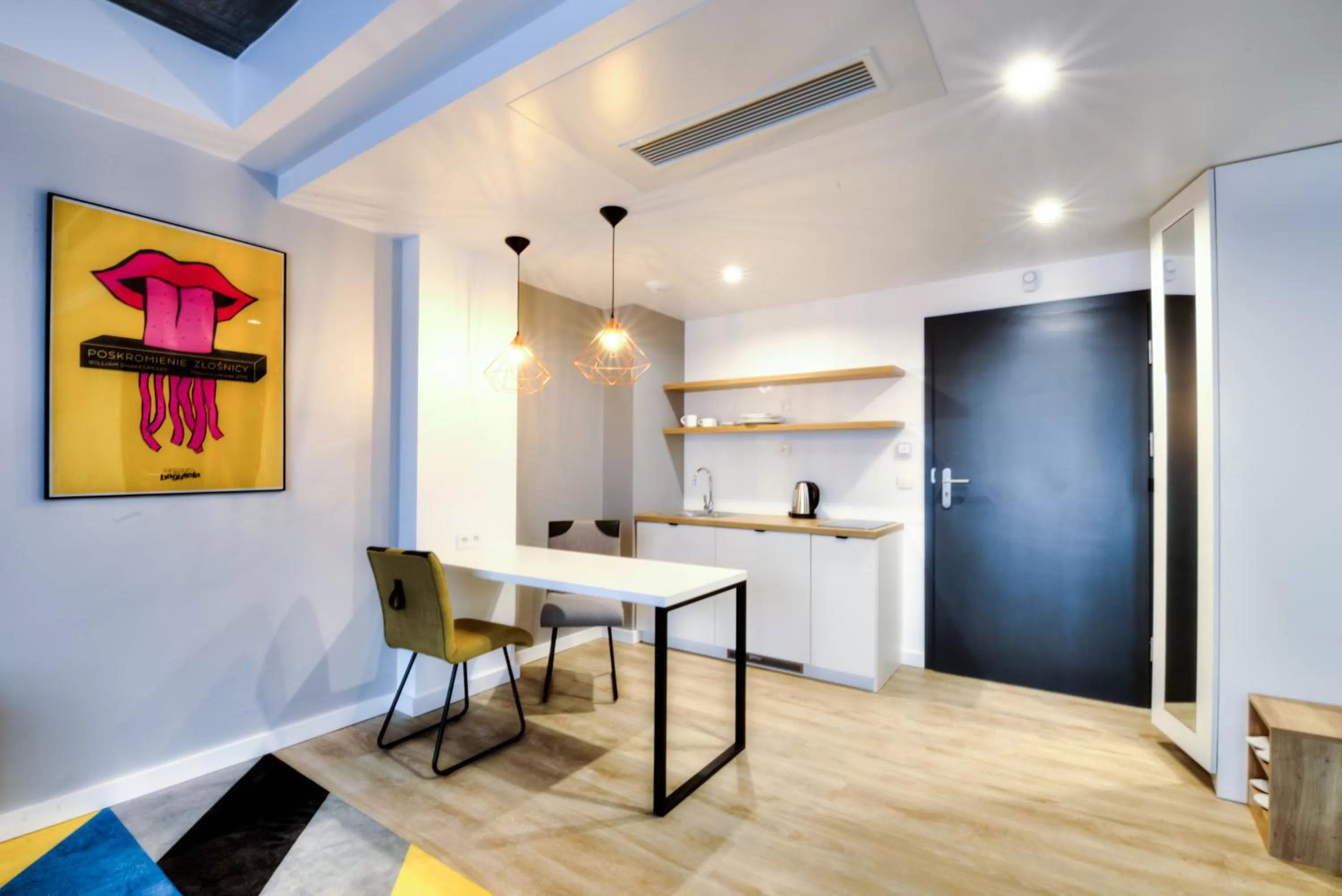 Kitchen or kitchenette in Lwowska 1