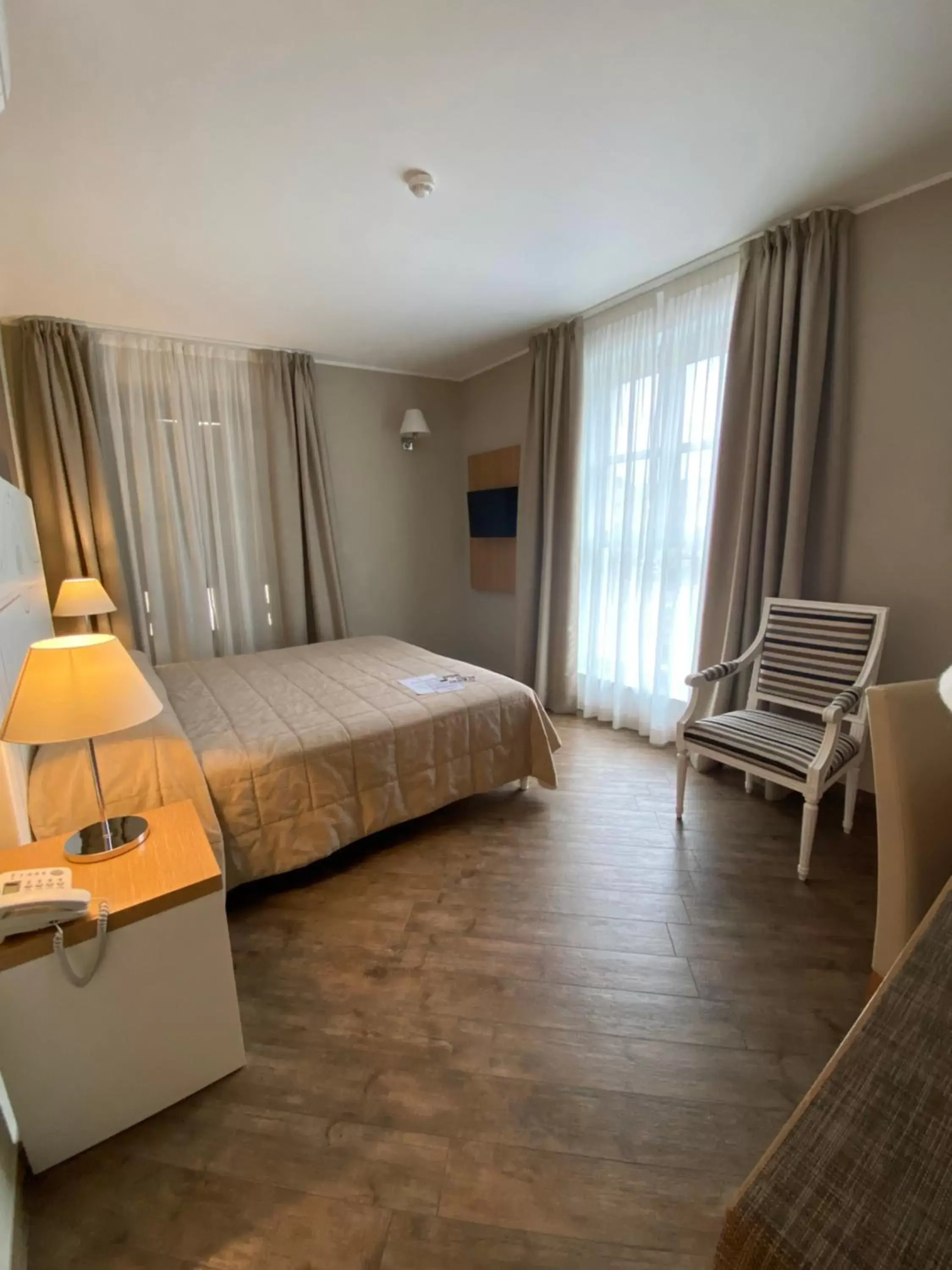 Superior Double Room in Hotel Monteverde Superior Double Room in Hotel Monteverde