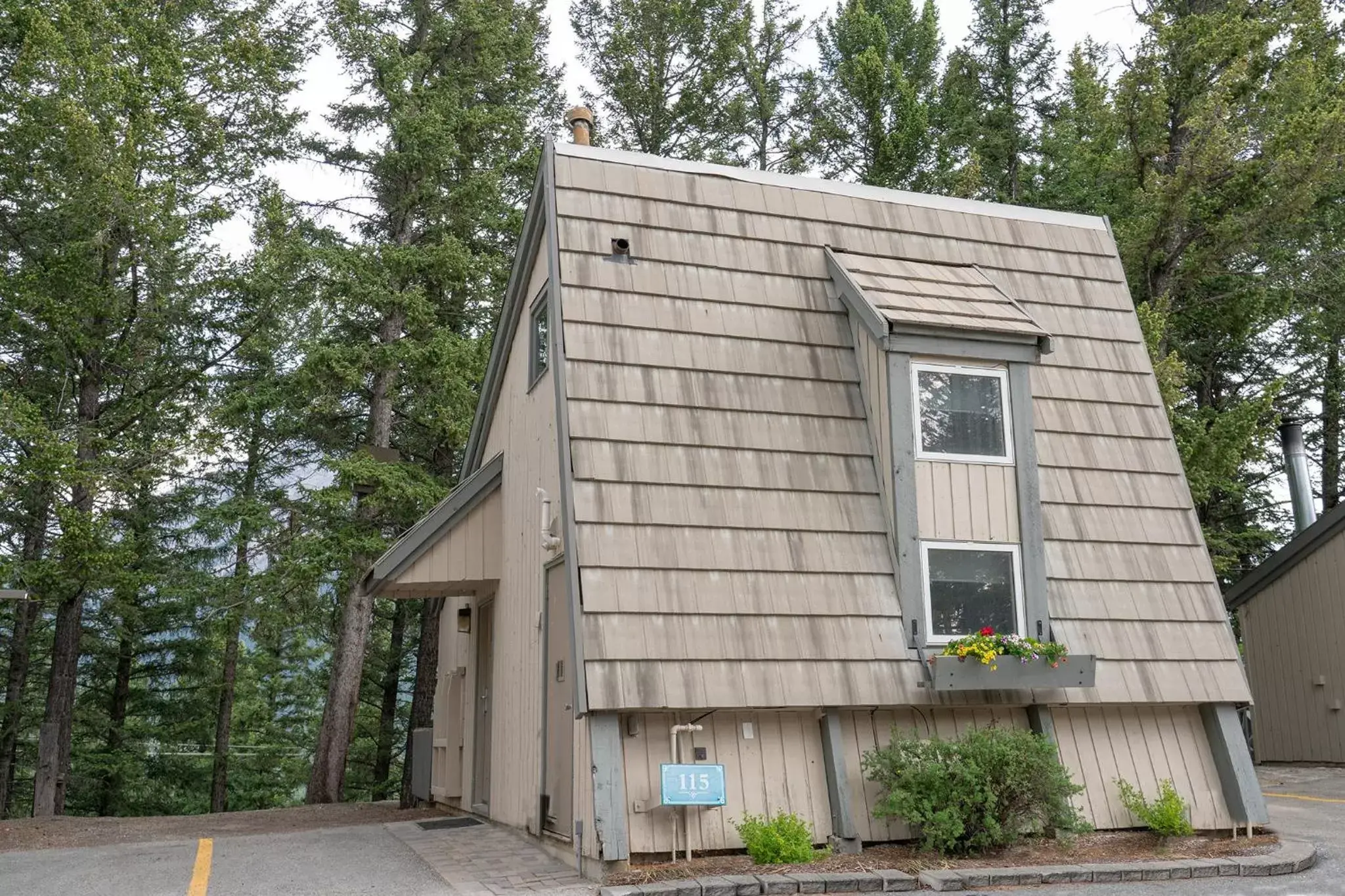 Mountain Cottage in Tunnel Mountain Resort Mountain Cottage in Tunnel Mountain Resort