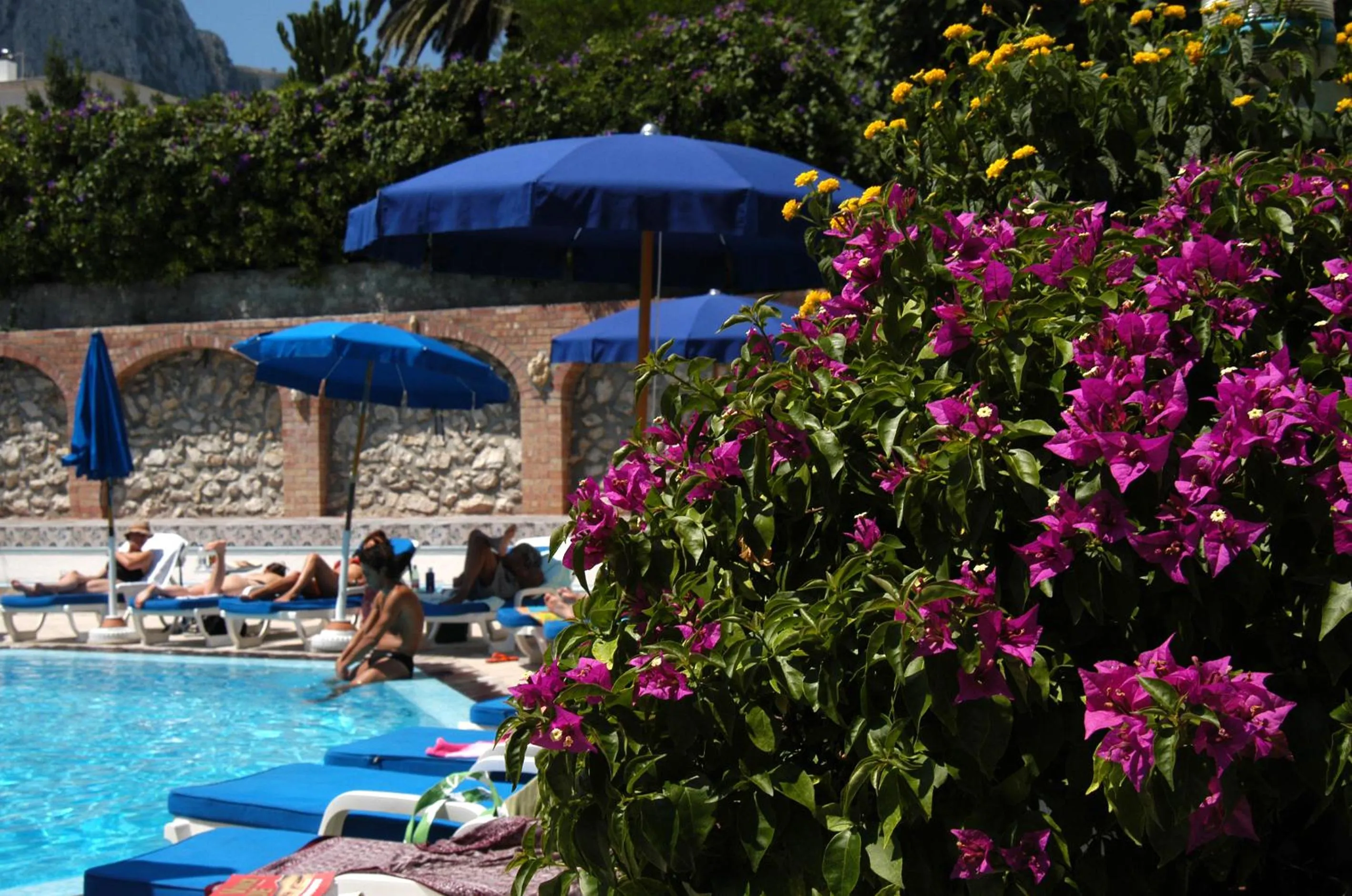 Swimming pool in Hotel San Felice