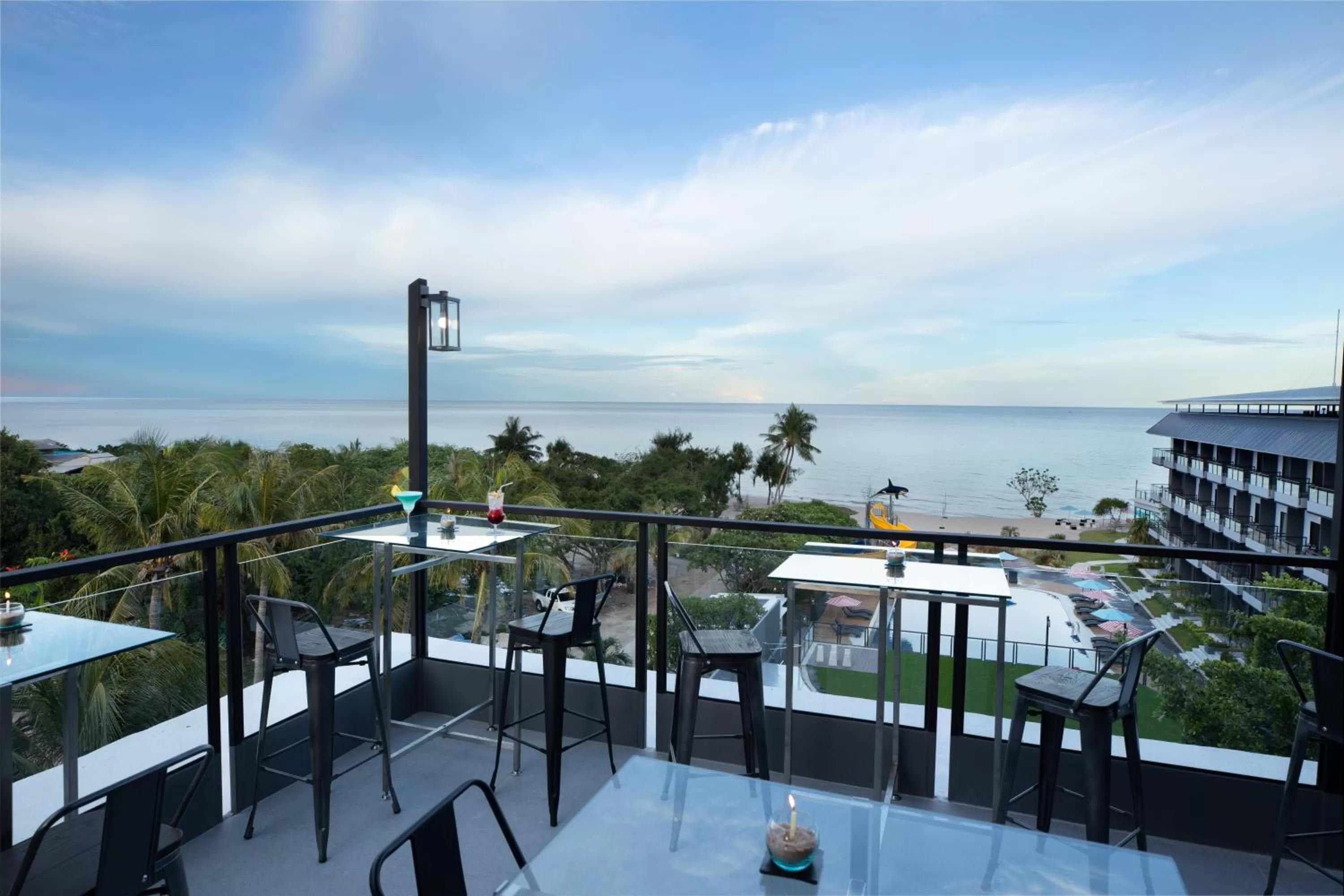 Restaurant/places to eat in Centara Life Cha-Am Beach Resort Hua Hin
