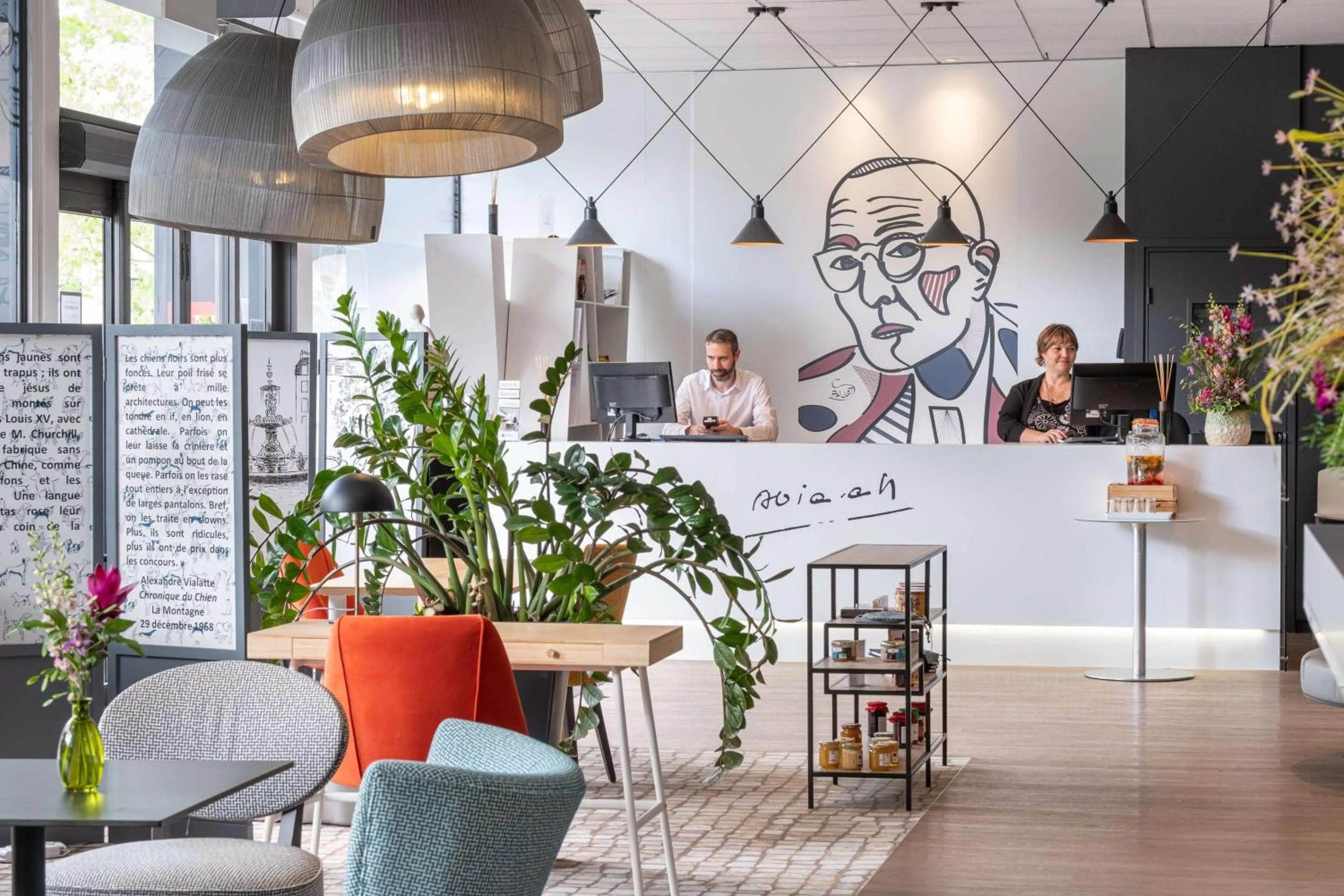 Lobby or reception in Hotel Litteraire Alexandre Vialatte, BW Signature Collection