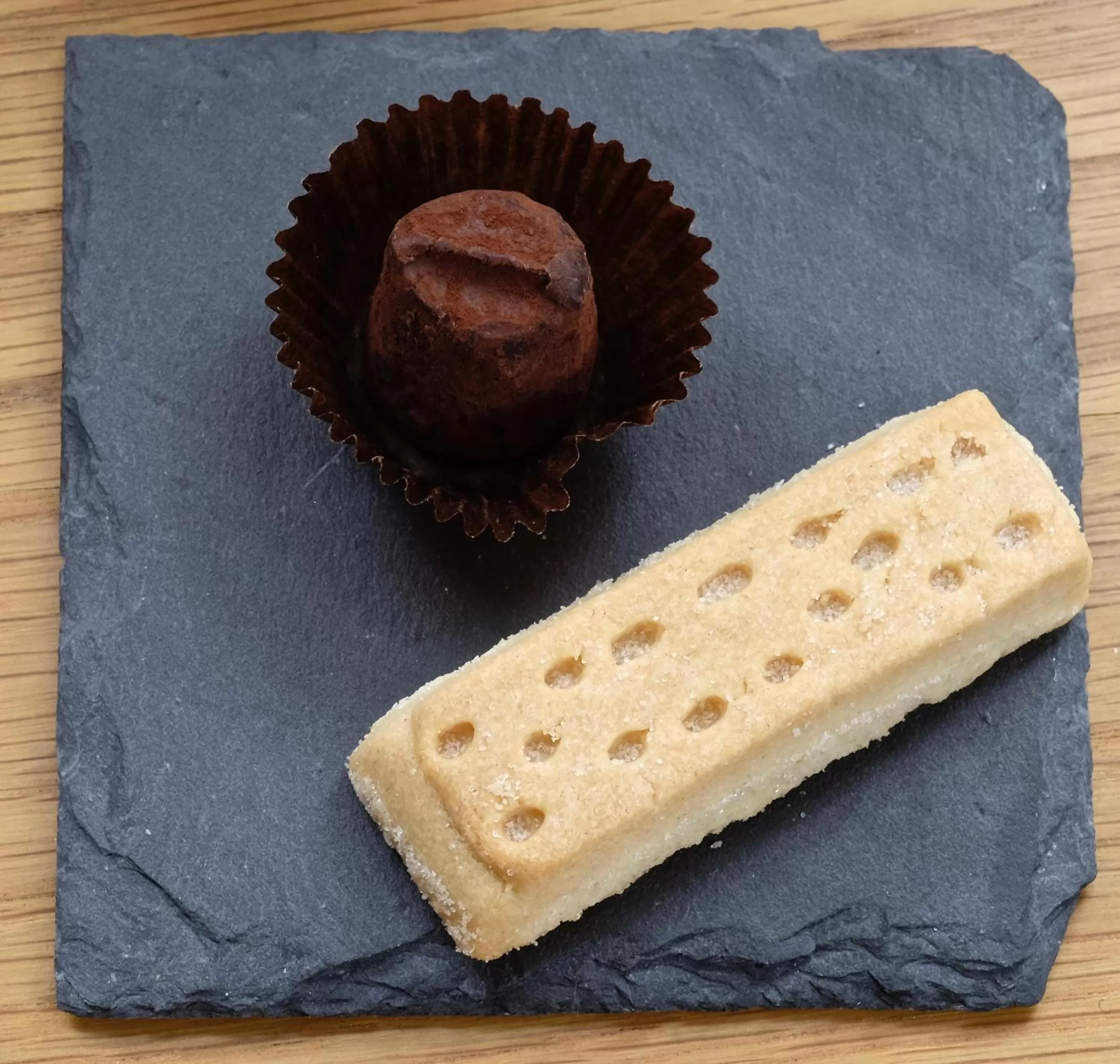 Decorative detail in Canaston Oaks