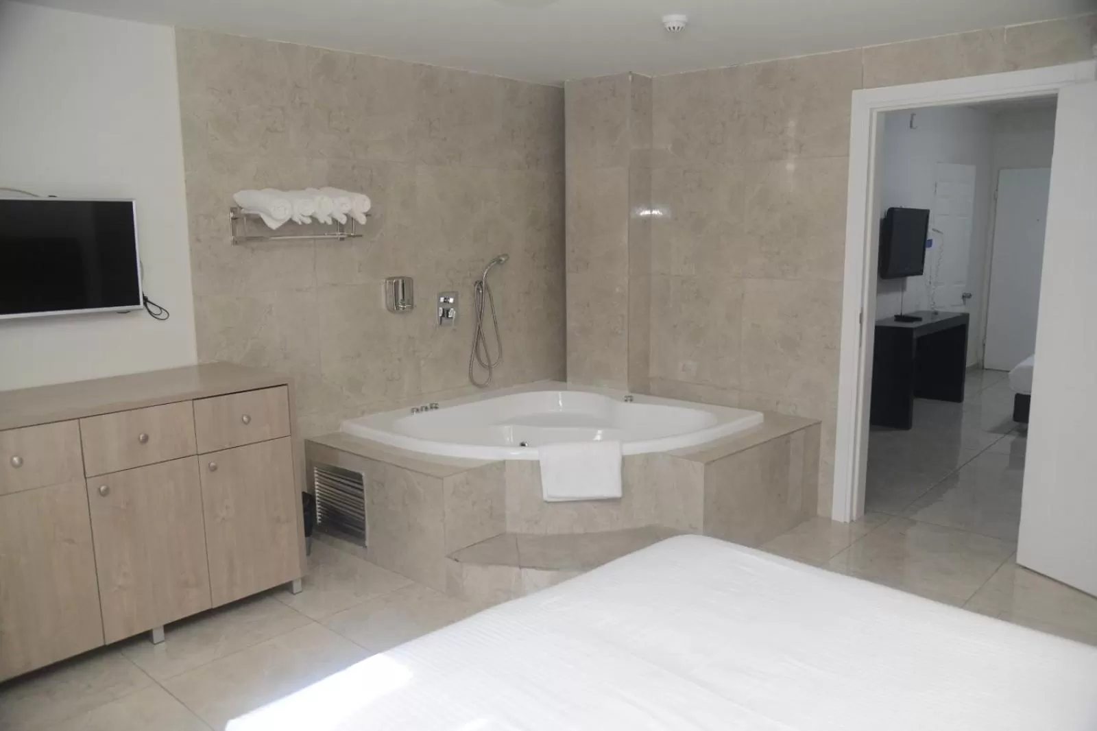 Photo of the whole room, Bed in Hotel Maman