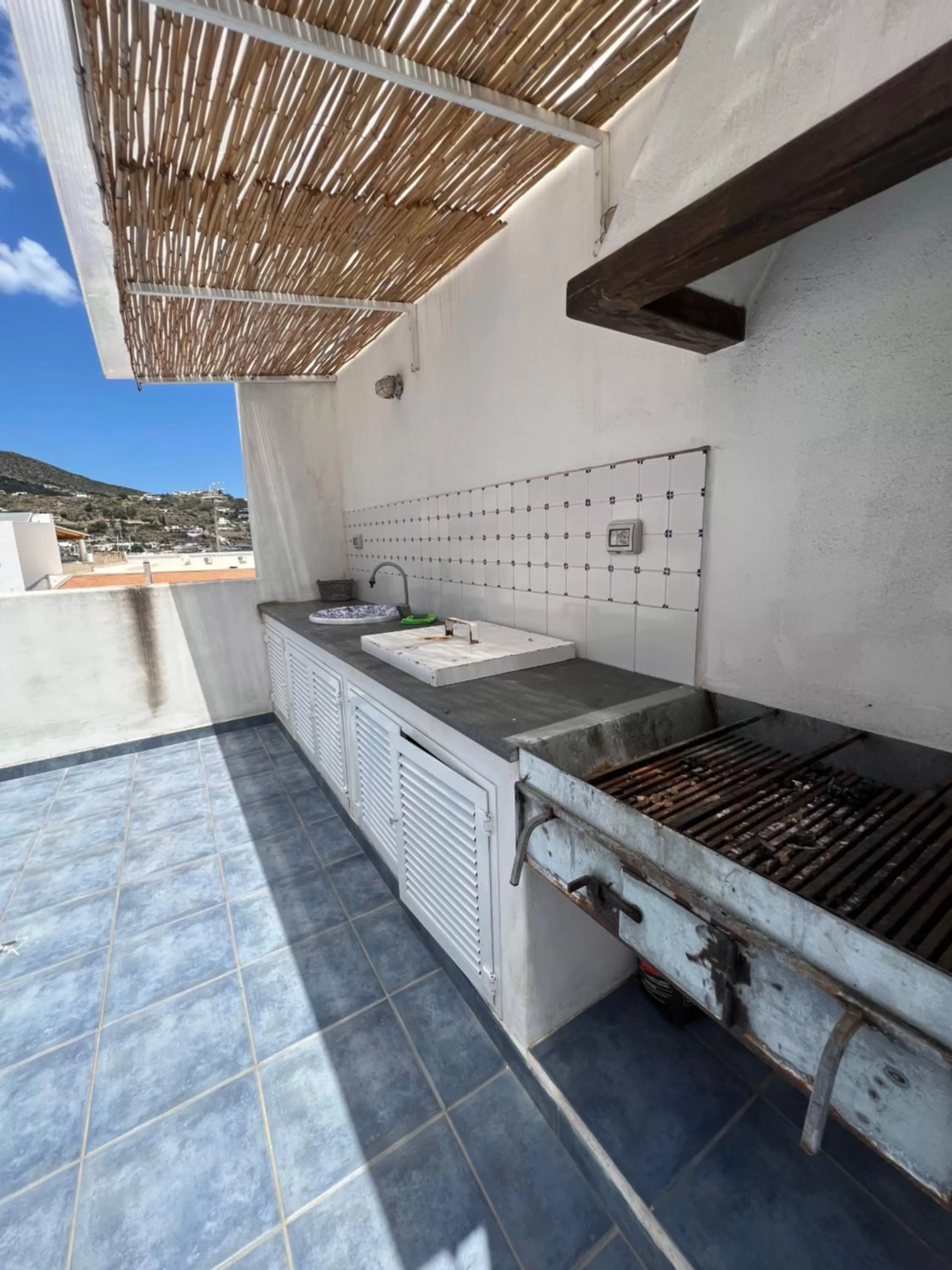 BBQ facilities in Lo Nardo Accommodation