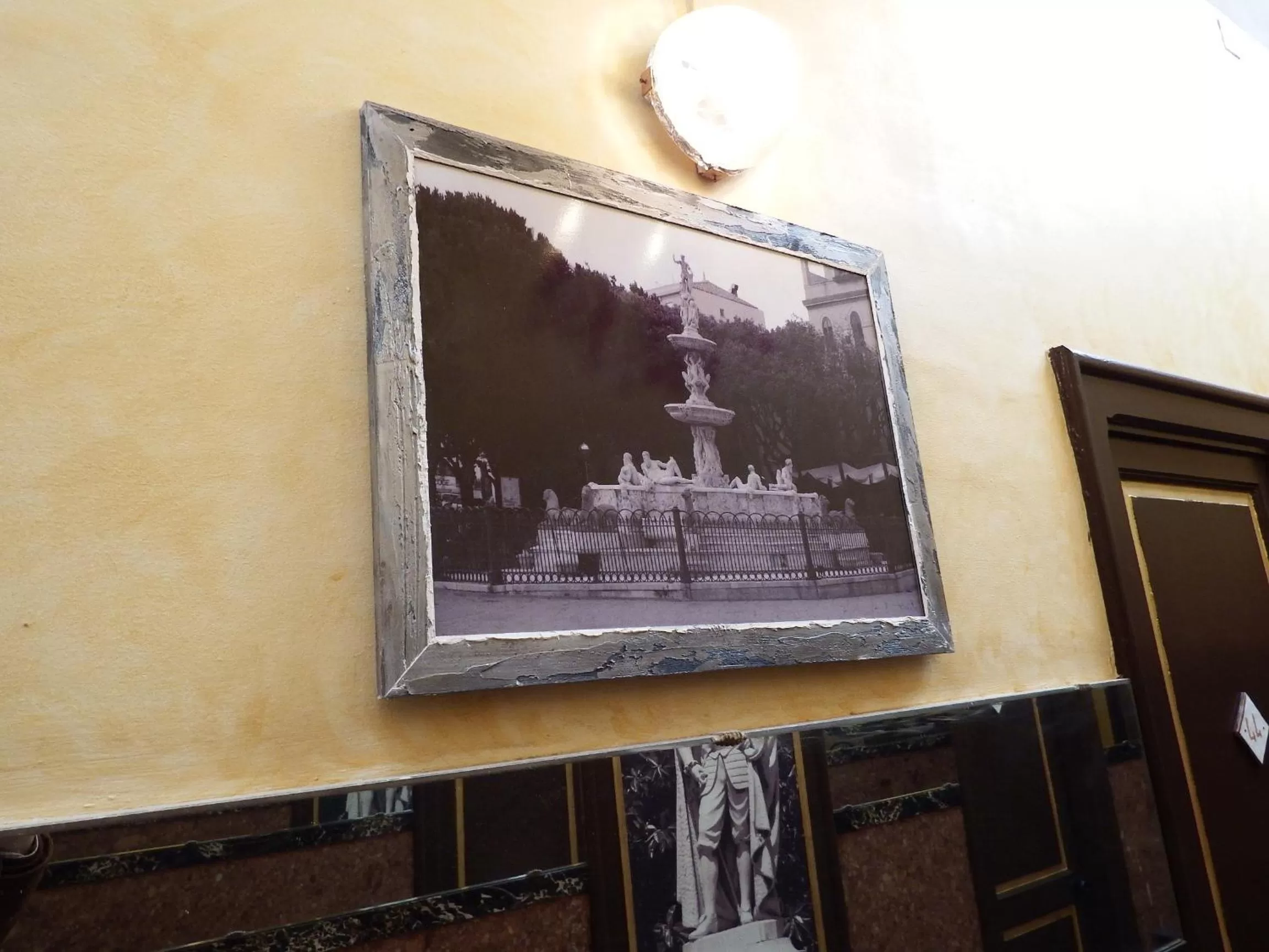 Decorative detail in Hotel Touring