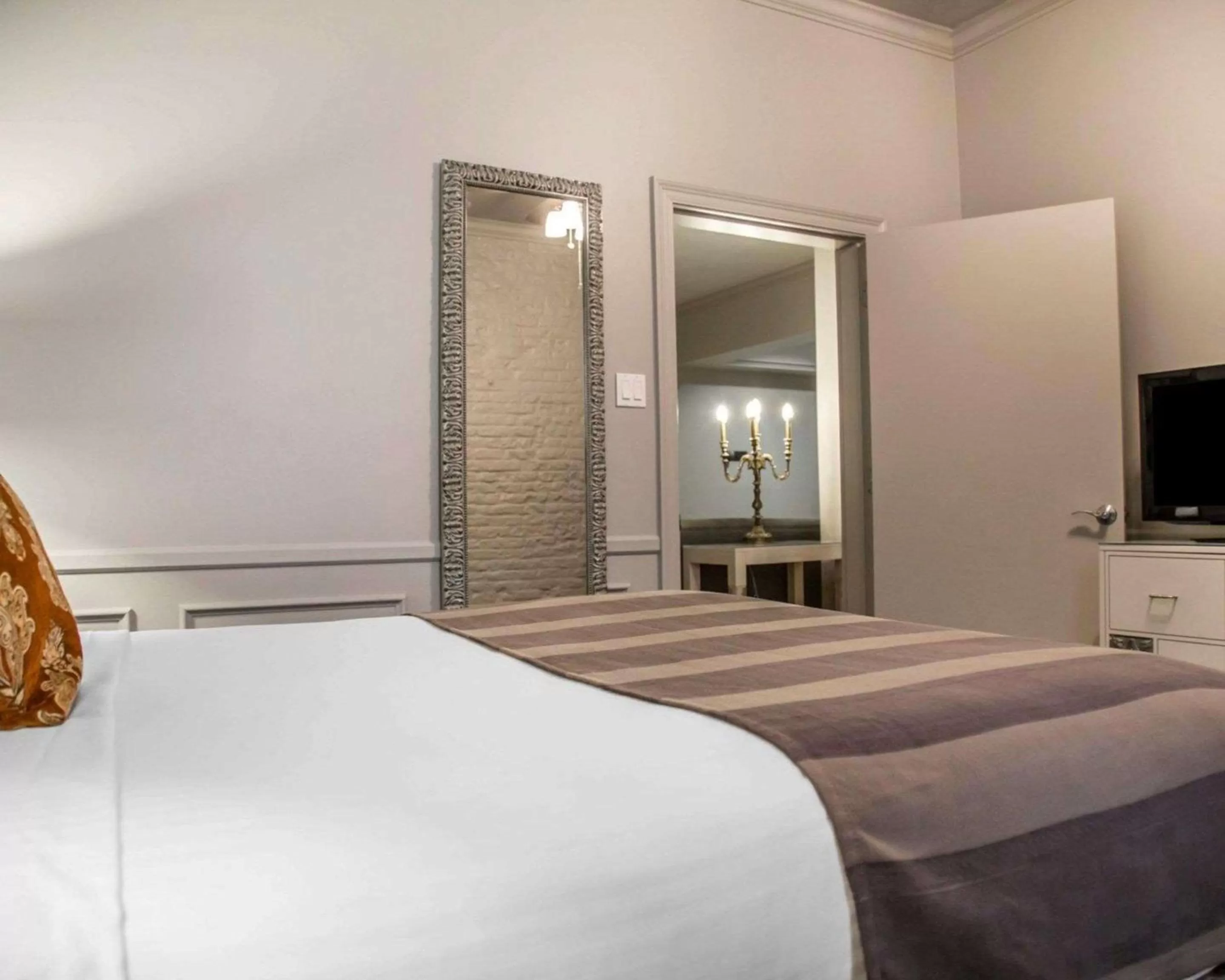 Bed in Bluegreen Vacations Club La Pension