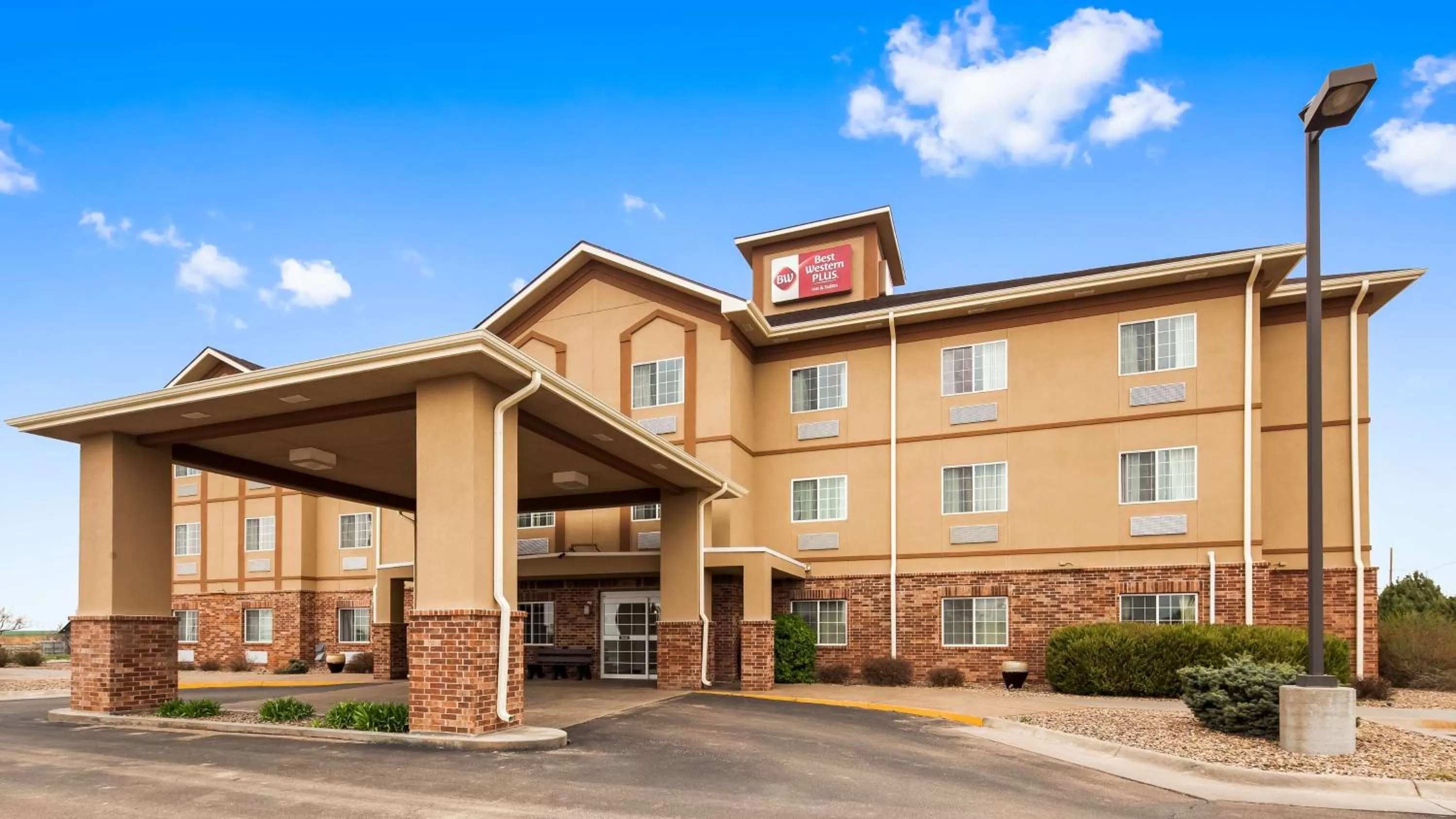 Property building in Best Western Plus Wakeeney Inn & Suites