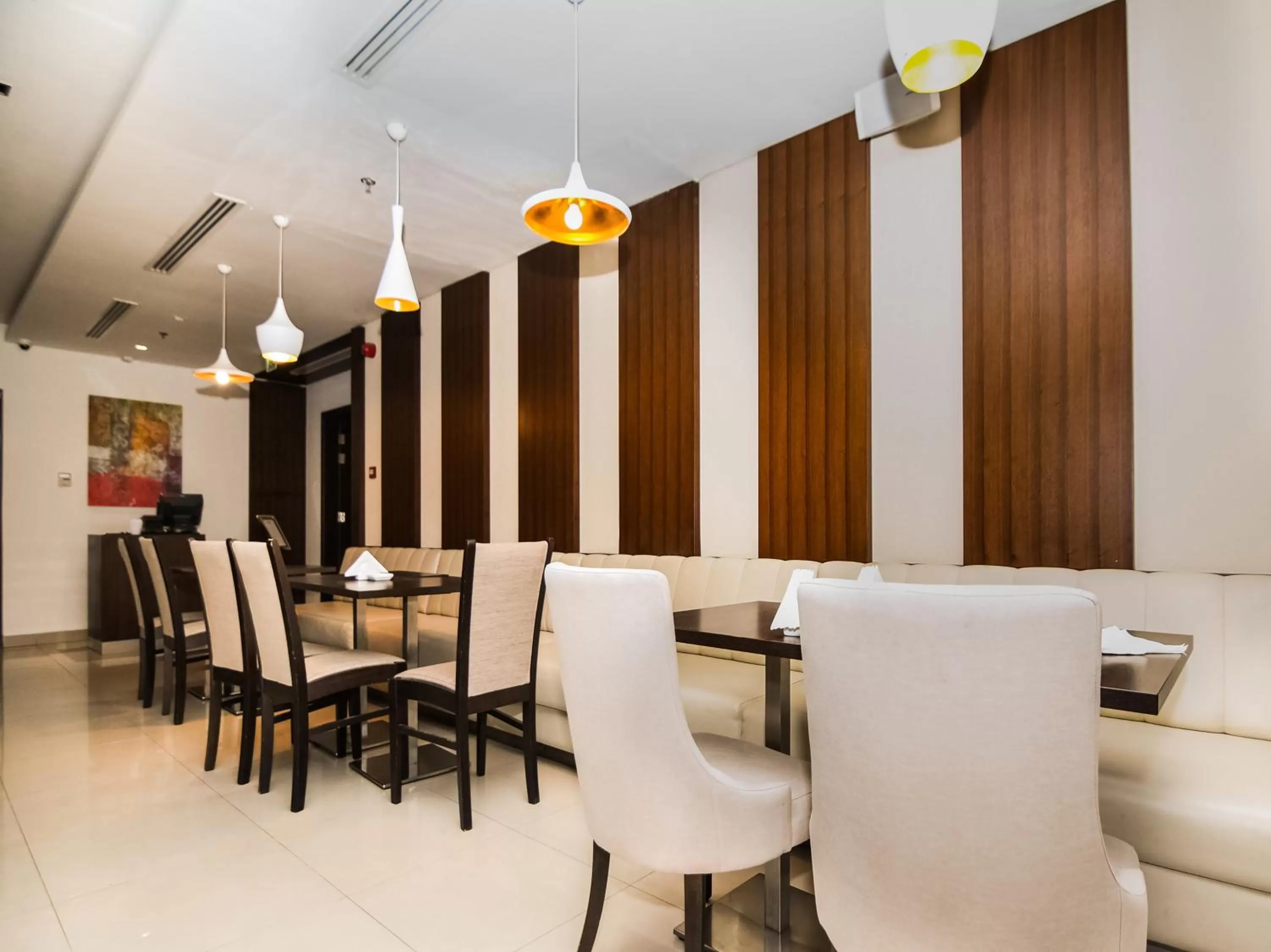 Restaurant/places to eat in Action Hotel Ras Al Khaimah