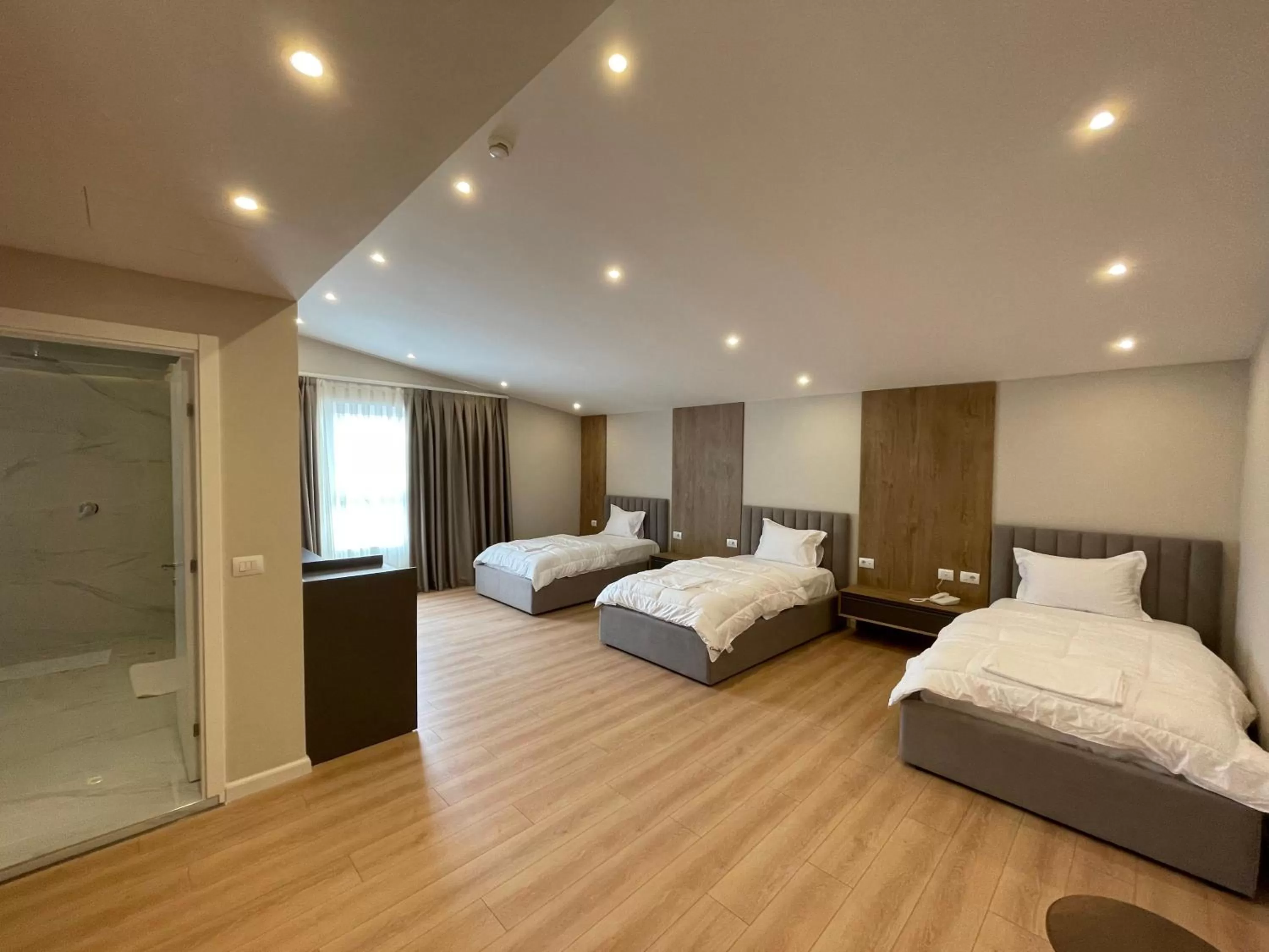 Triple Room in Hotel Colis