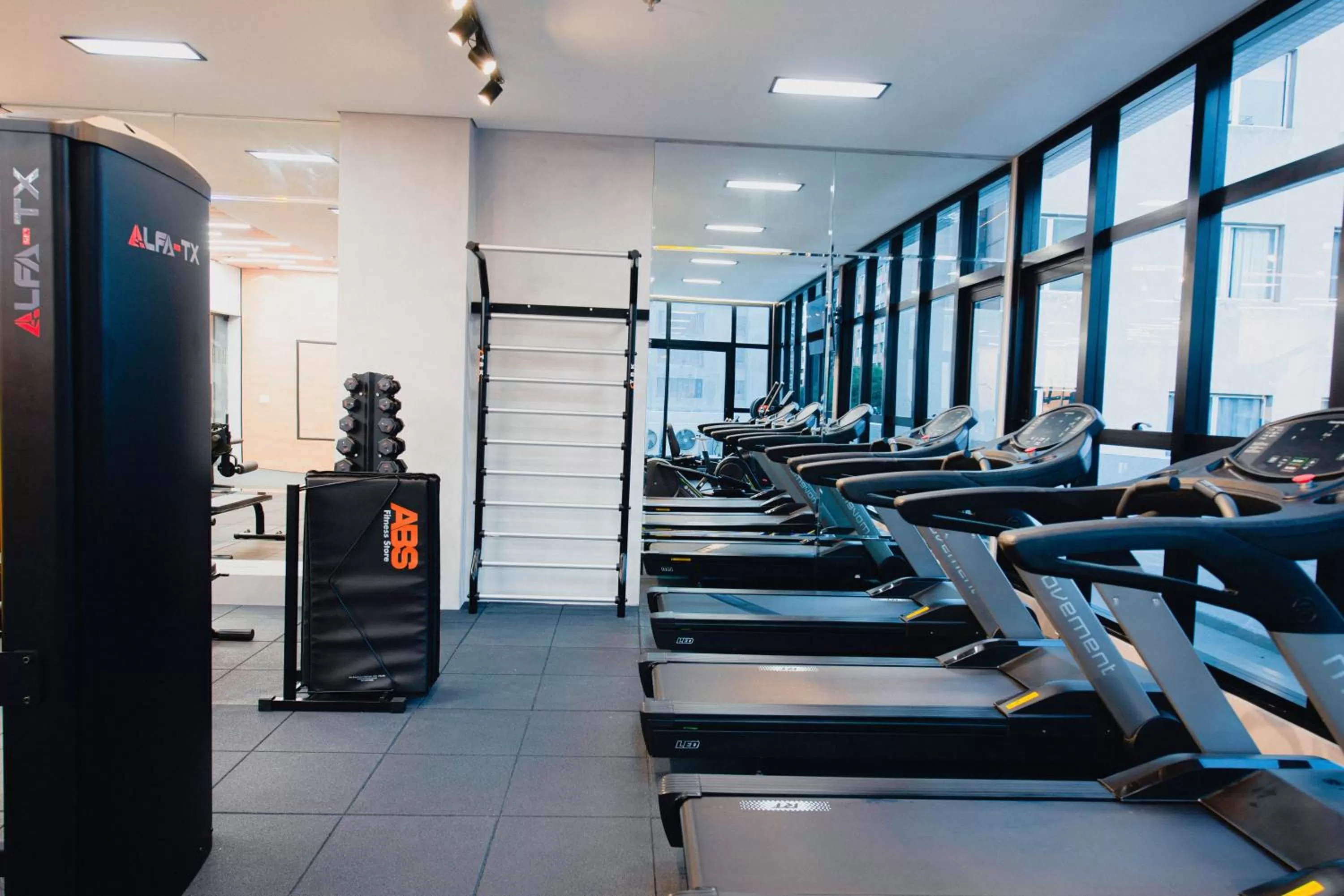 Fitness centre/facilities in ibis Curitiba Shopping