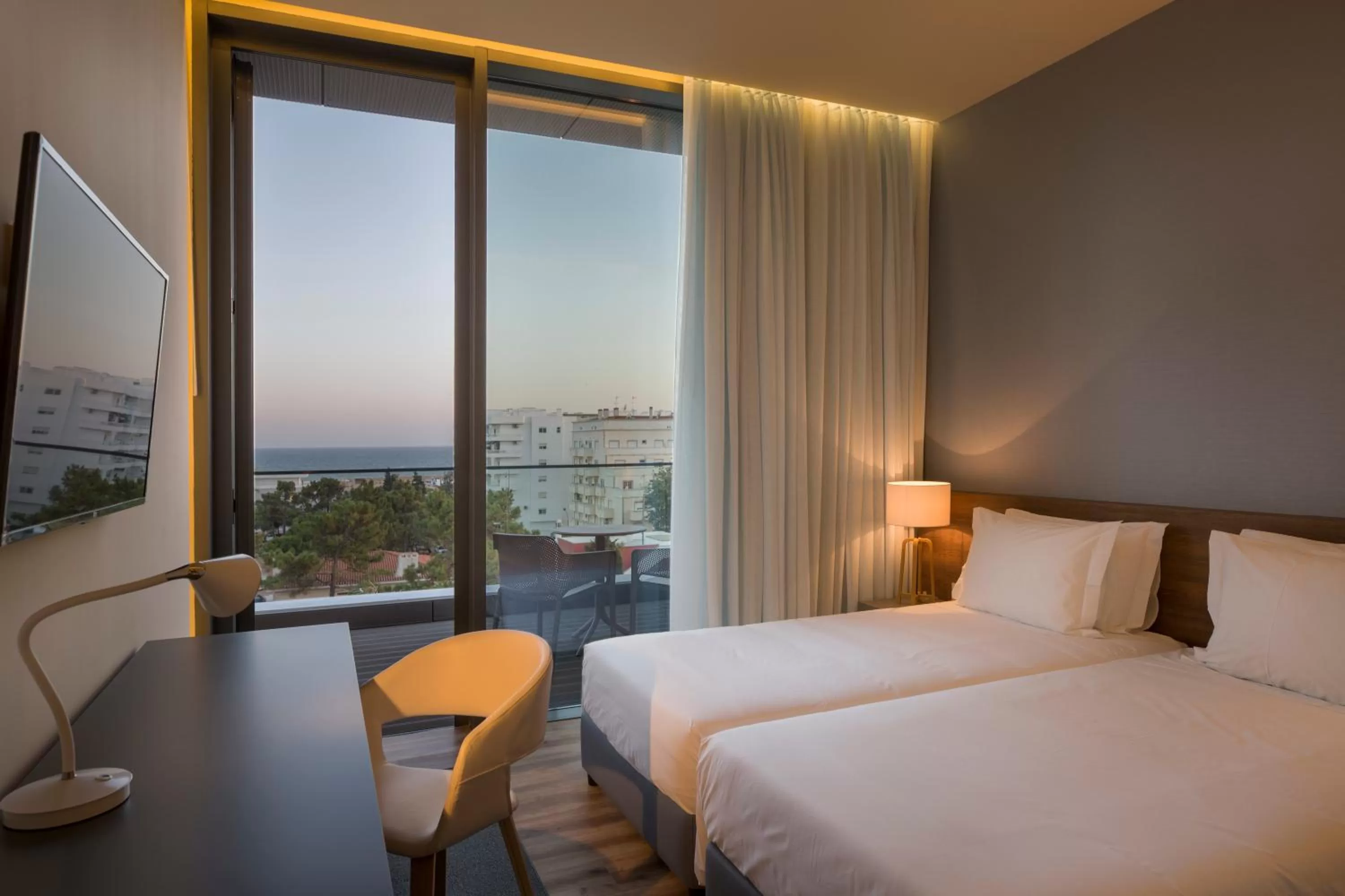 Bedroom, Bed in The Prime Energize Hotel & SPA - Algarve