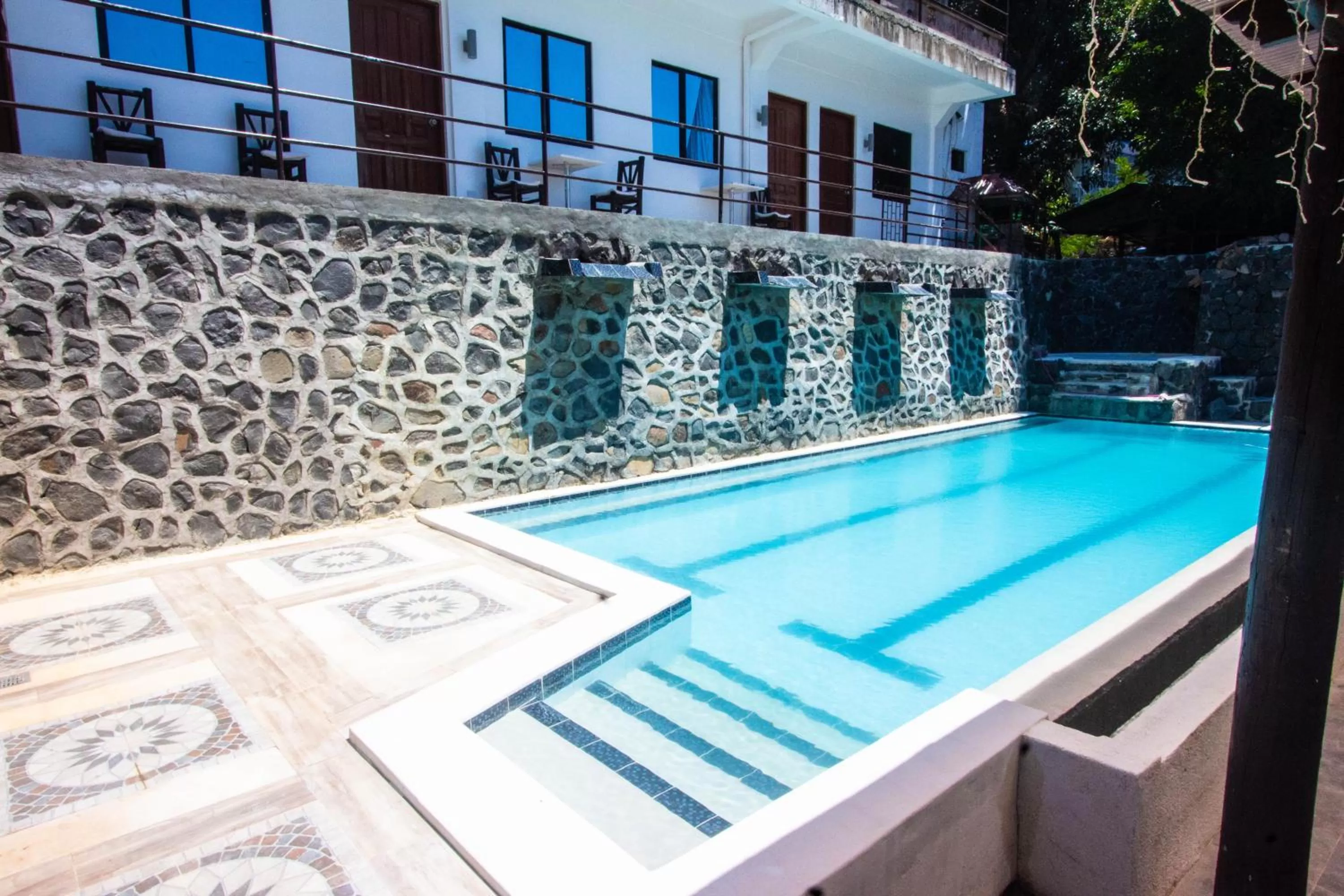 Swimming Pool in Raya Del Sol Dive Resort