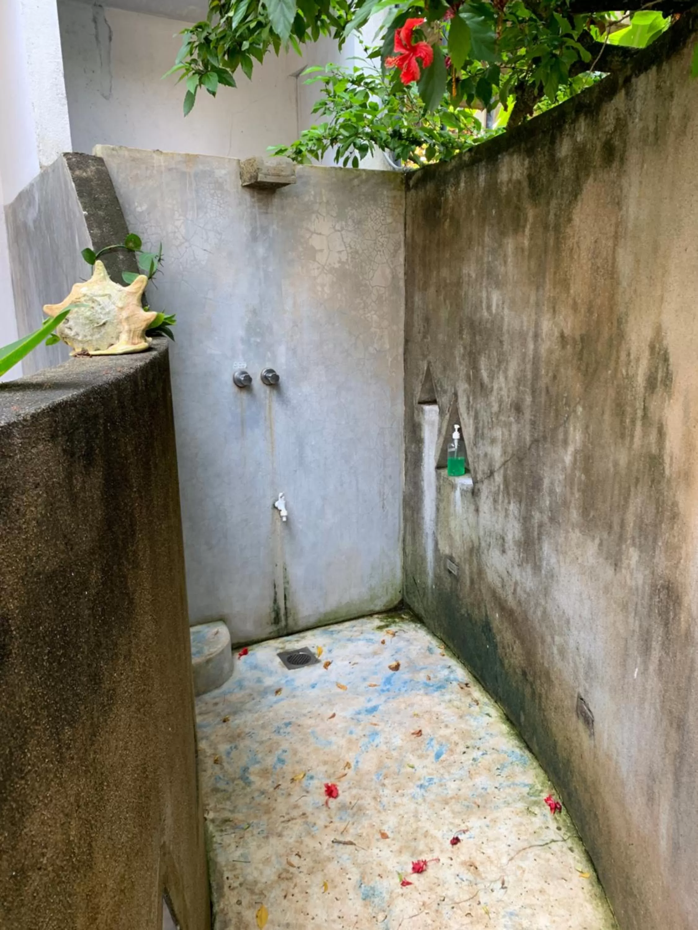 Shower, Bathroom in Galawatta Beach Resort