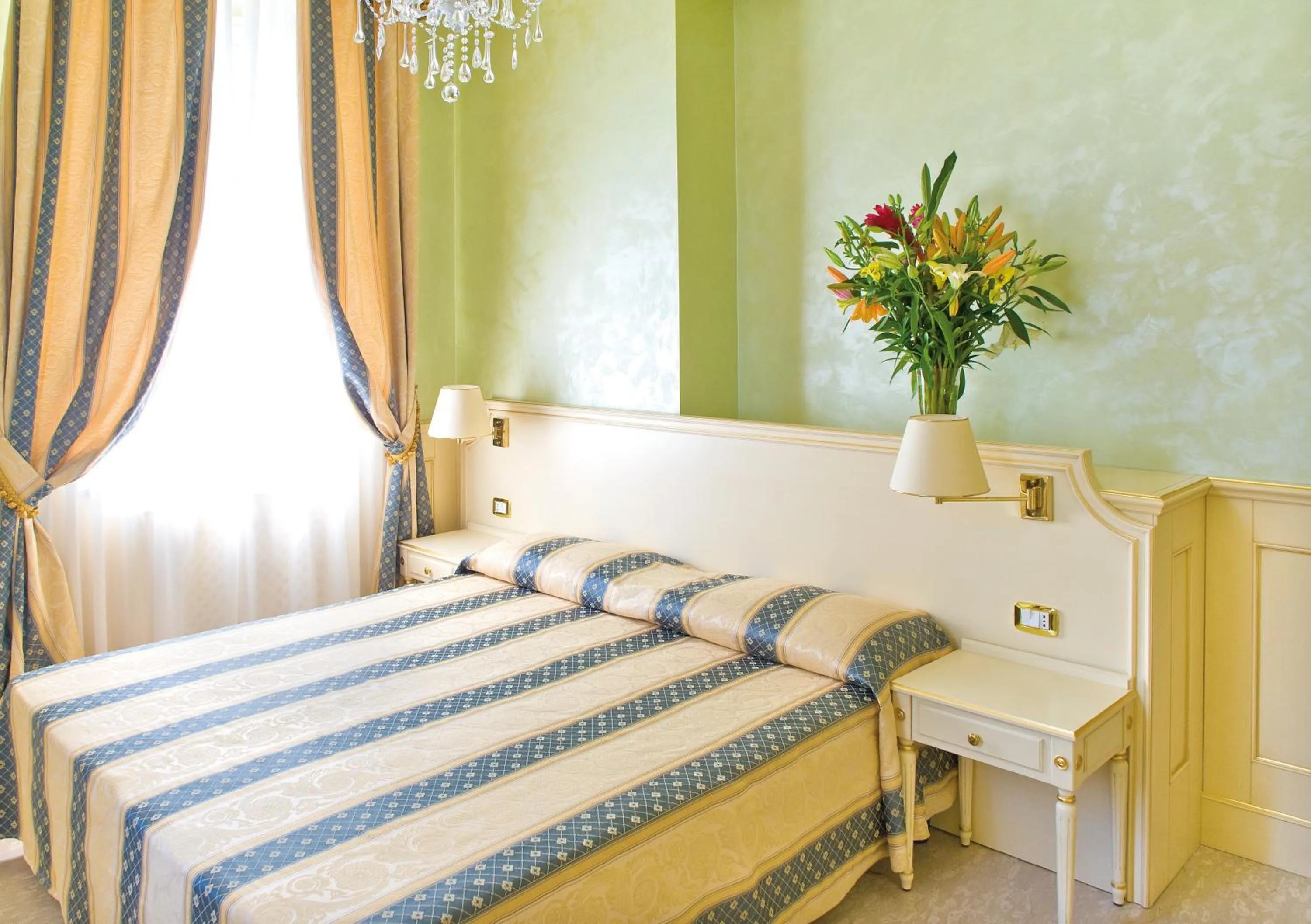 Double or Twin Room in Nouvel Hotel Des Bains