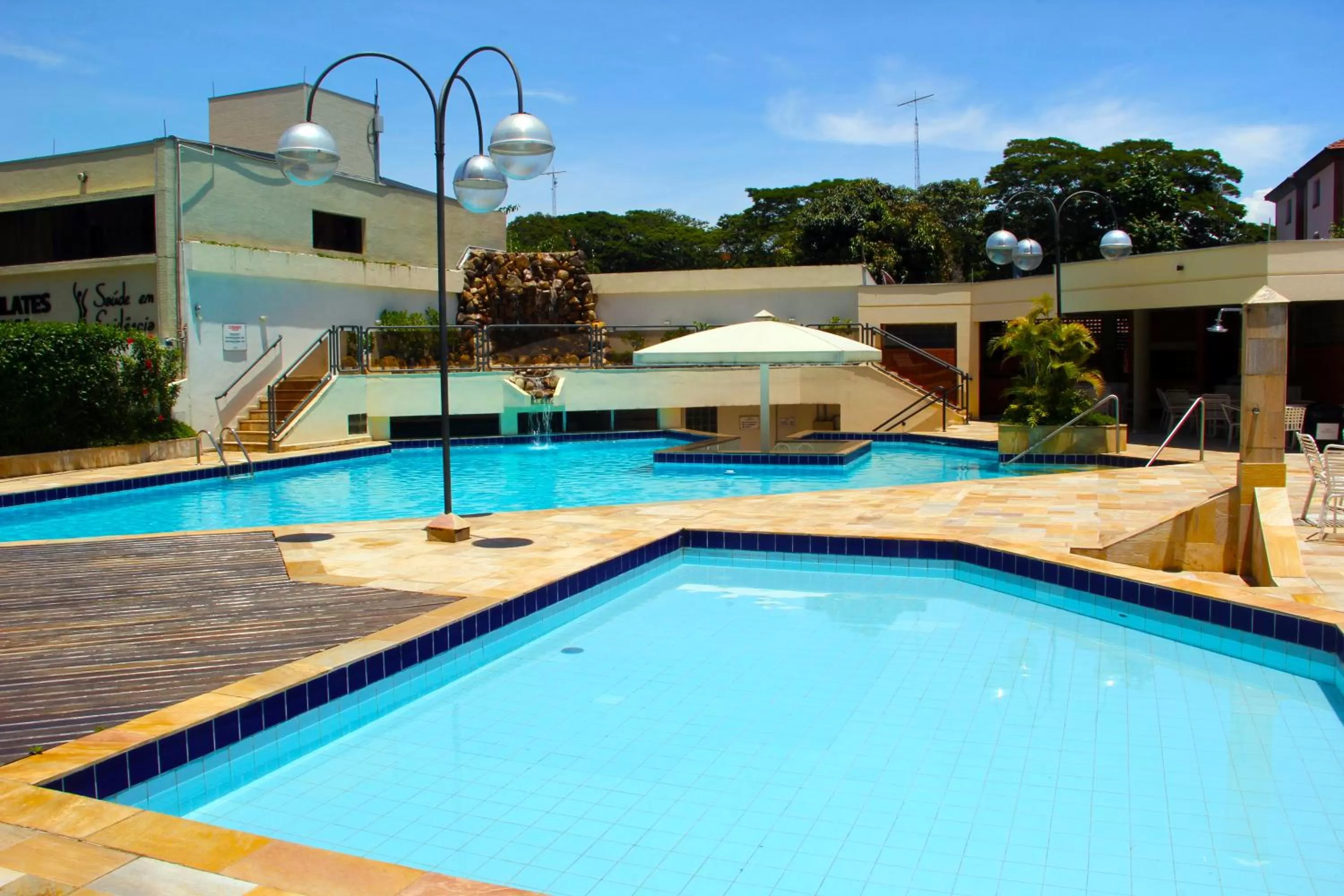 Swimming pool in Hotel Ema Palace