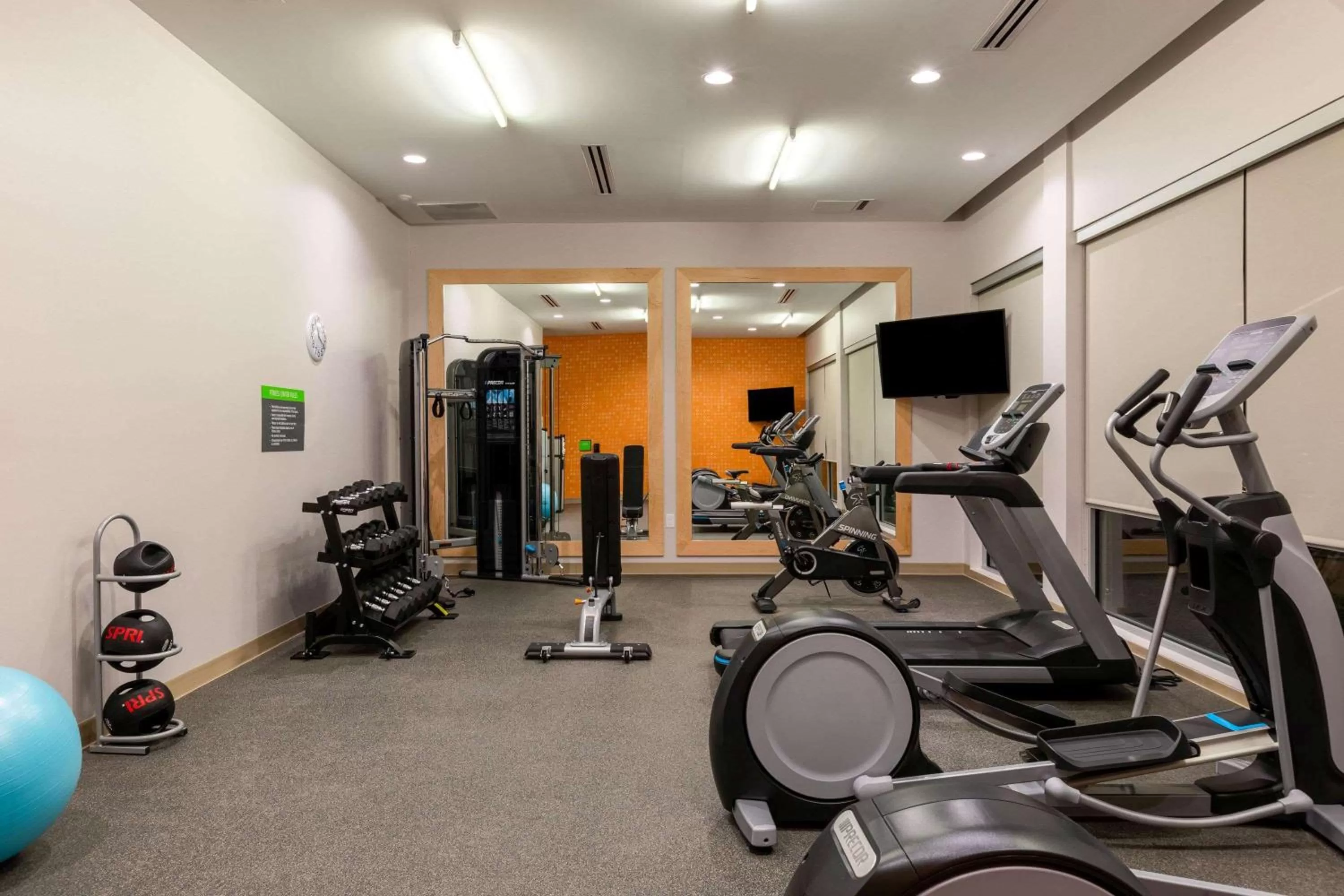 Fitness centre/facilities in La Quinta by Wyndham Altoona Des Moines