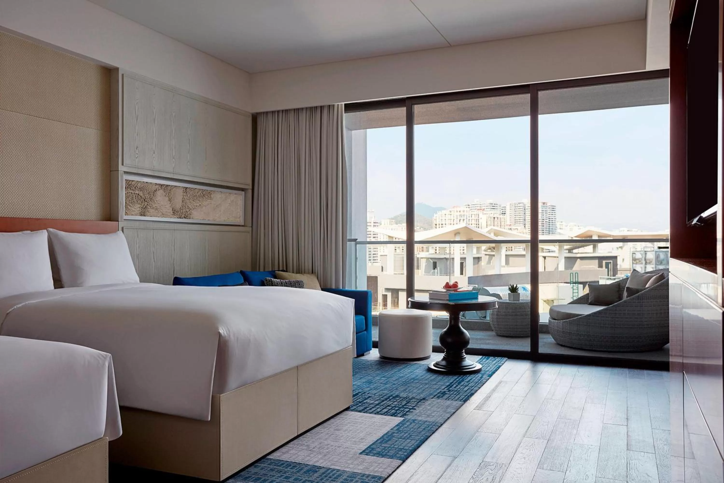 Photo of the whole room, Bed in The Shanhaitian Resort Sanya, Autograph Collection