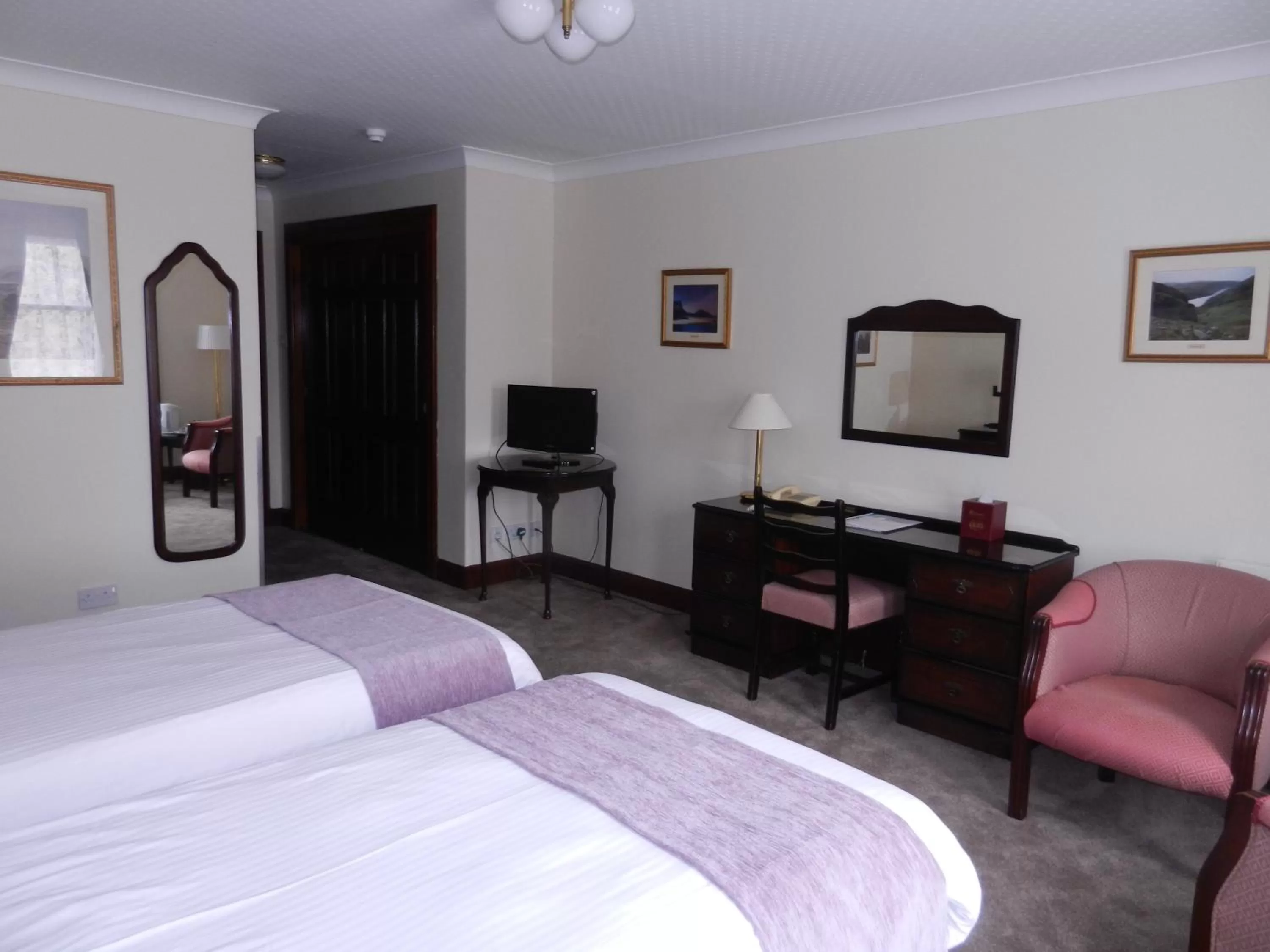 Bed in Morangie Hotel Tain