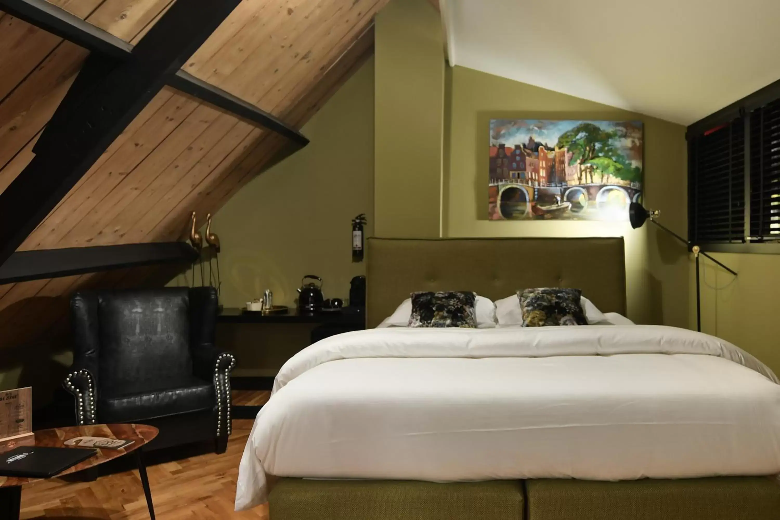 King Room - single occupancy in Small Luxury Boutique Hotel Wilma J King Room - single occupancy in Small Luxury Boutique Hotel Wilma J