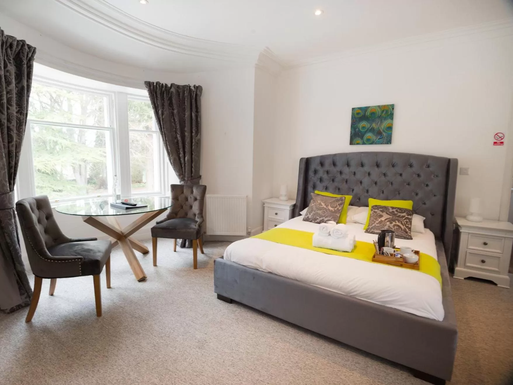 Bedroom, Bed in Drumdevan Country House, Inverness
