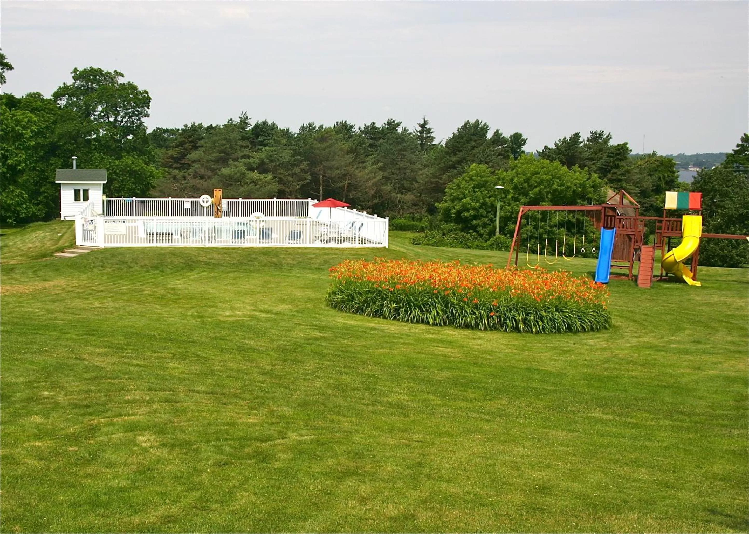 Swimming pool in Stone Fence Resort