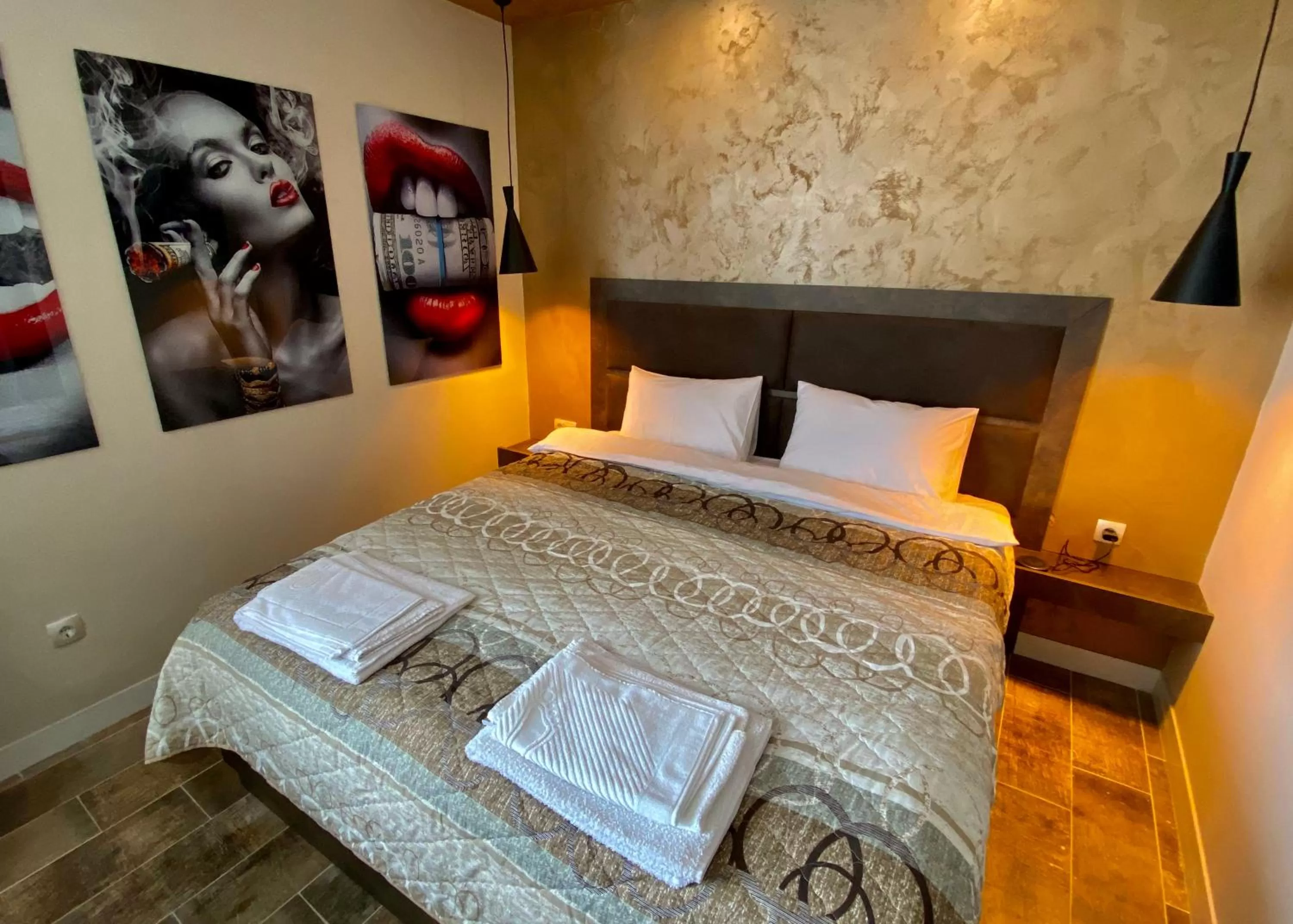 Bed in Luxury Apartments Ivon