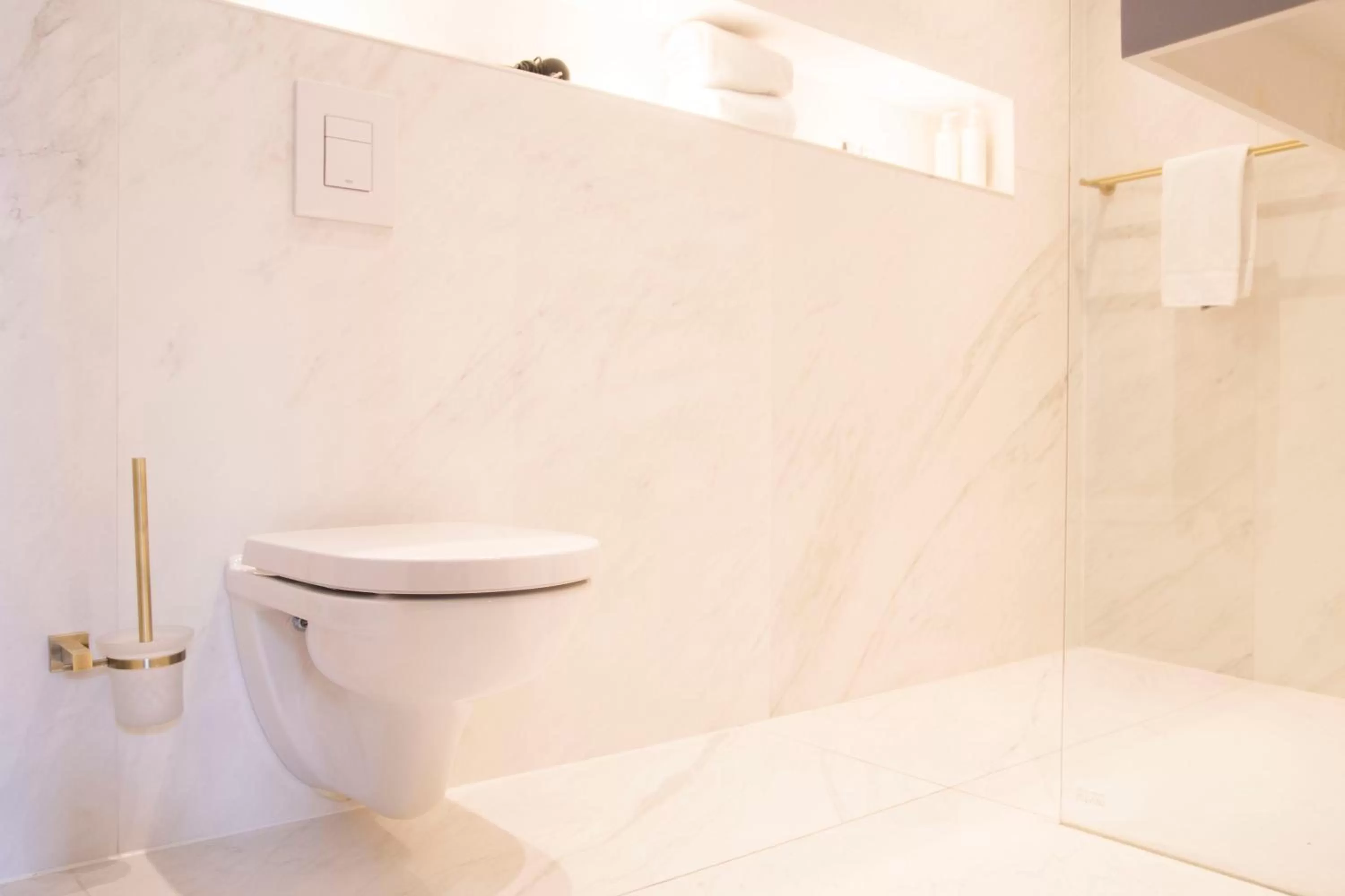 Toilet in House of Amstel