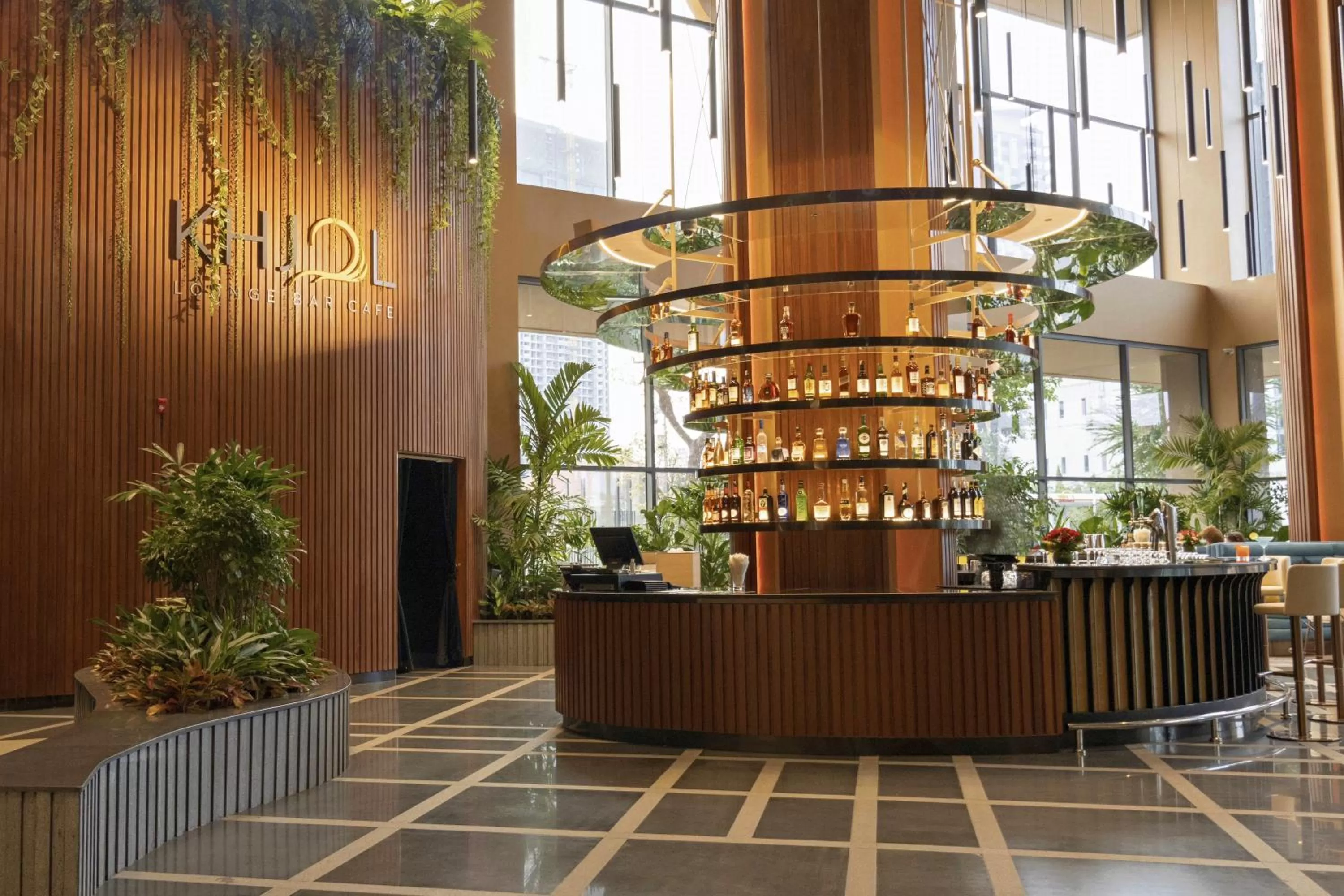 Restaurant/places to eat in SUN & MOON, Riverside Hotel