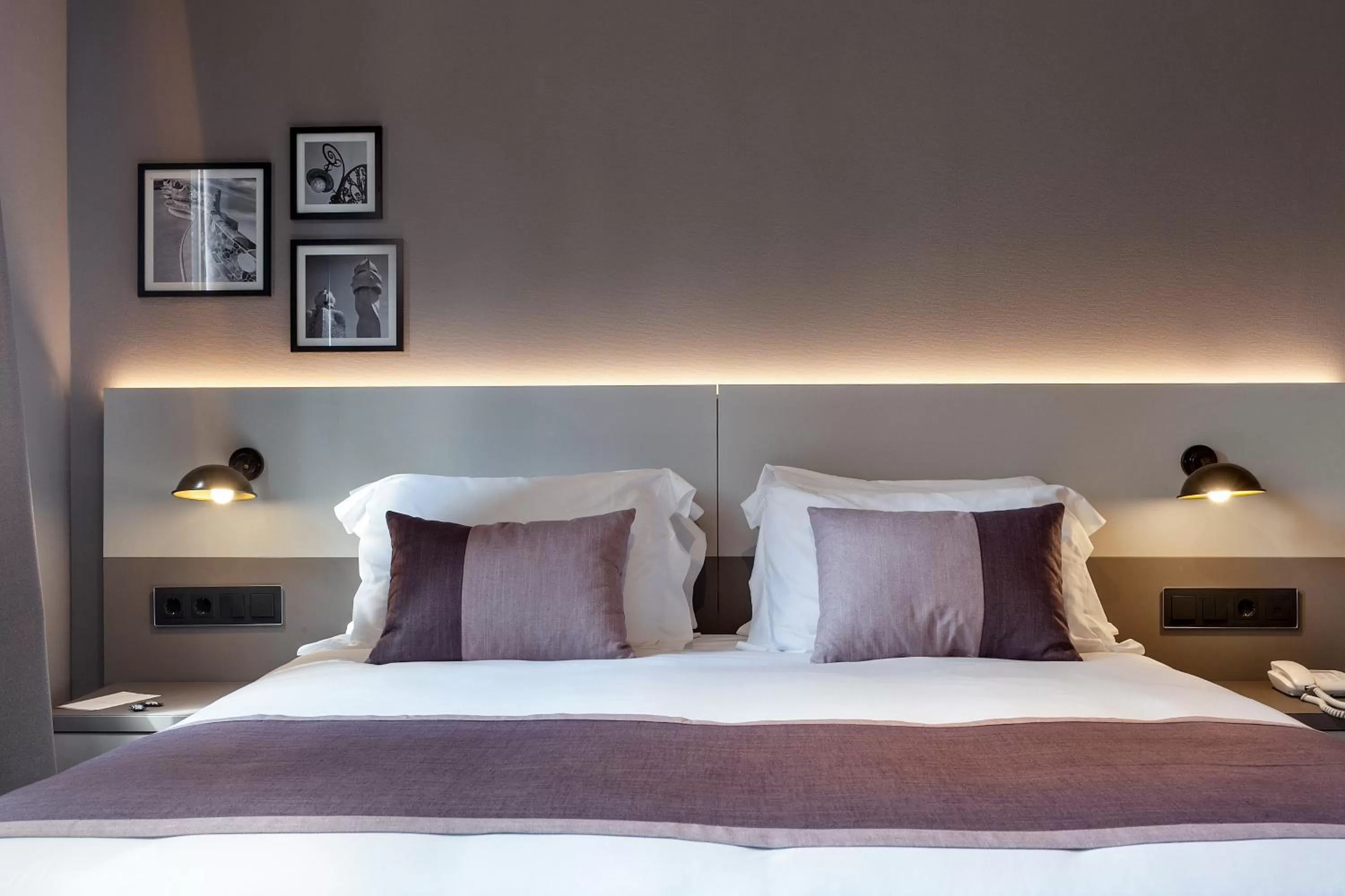 Bedroom, Bed in Upper Diagonal