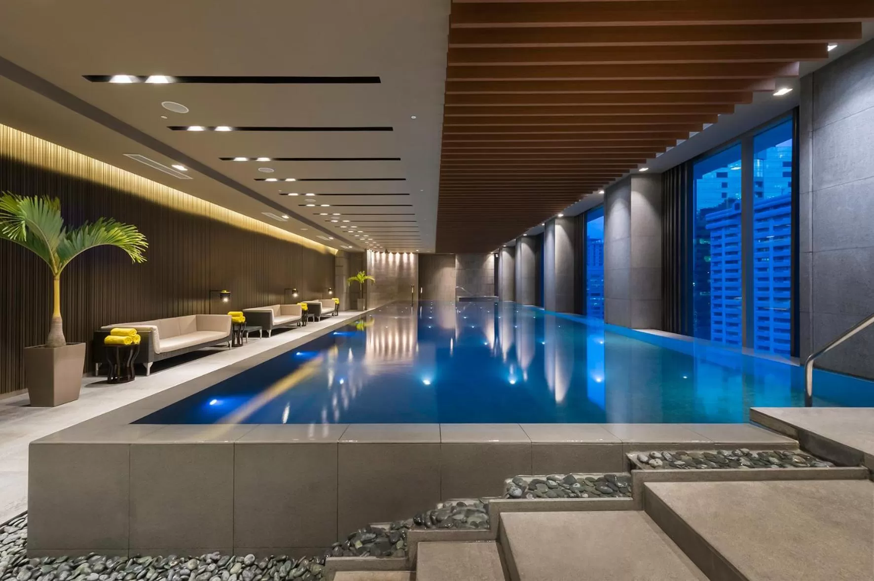 Swimming pool in Marco Polo Ortigas Manila